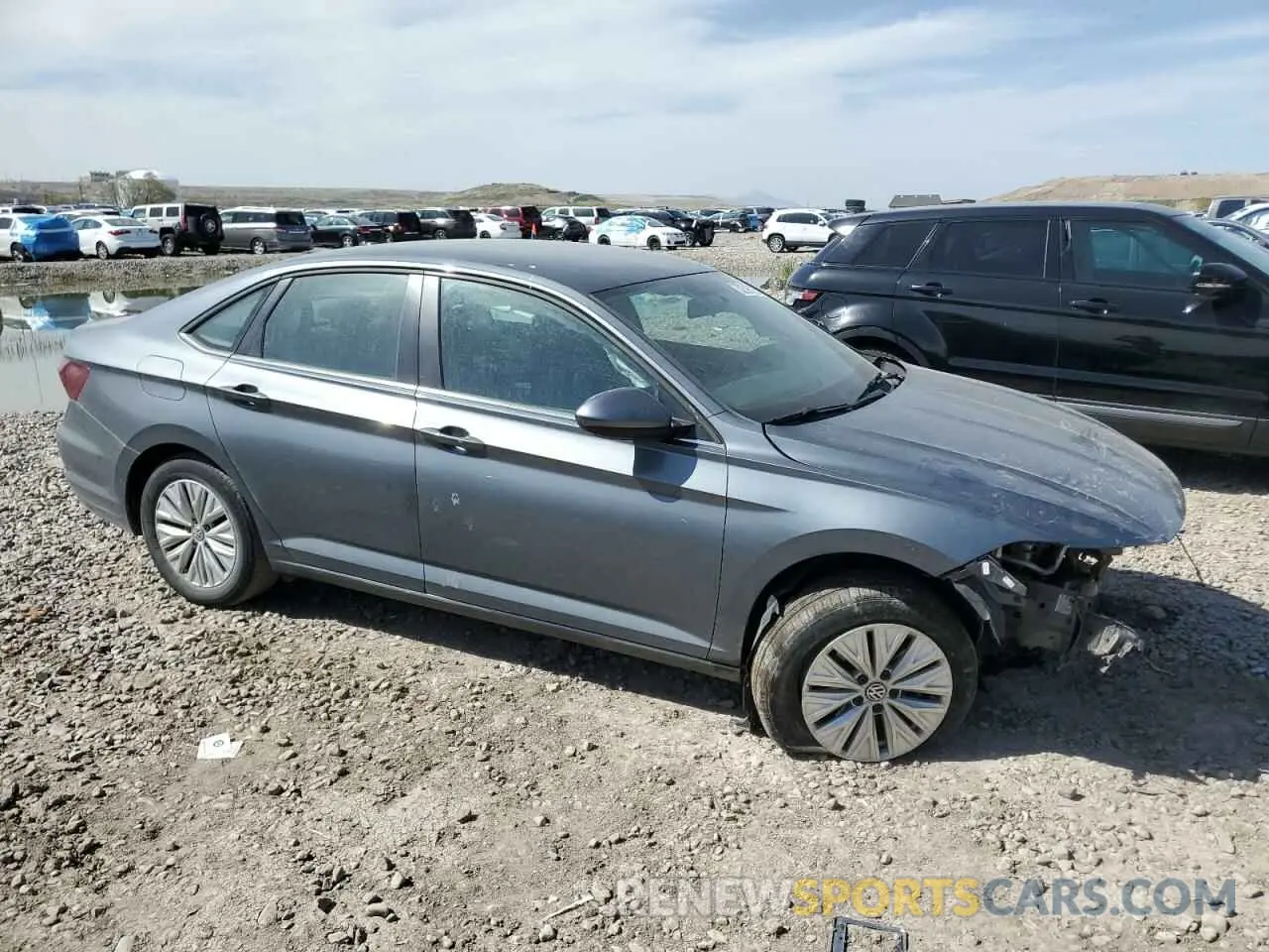 4 Photograph of a damaged car 3VWN57BU0LM068636 VOLKSWAGEN JETTA 2020