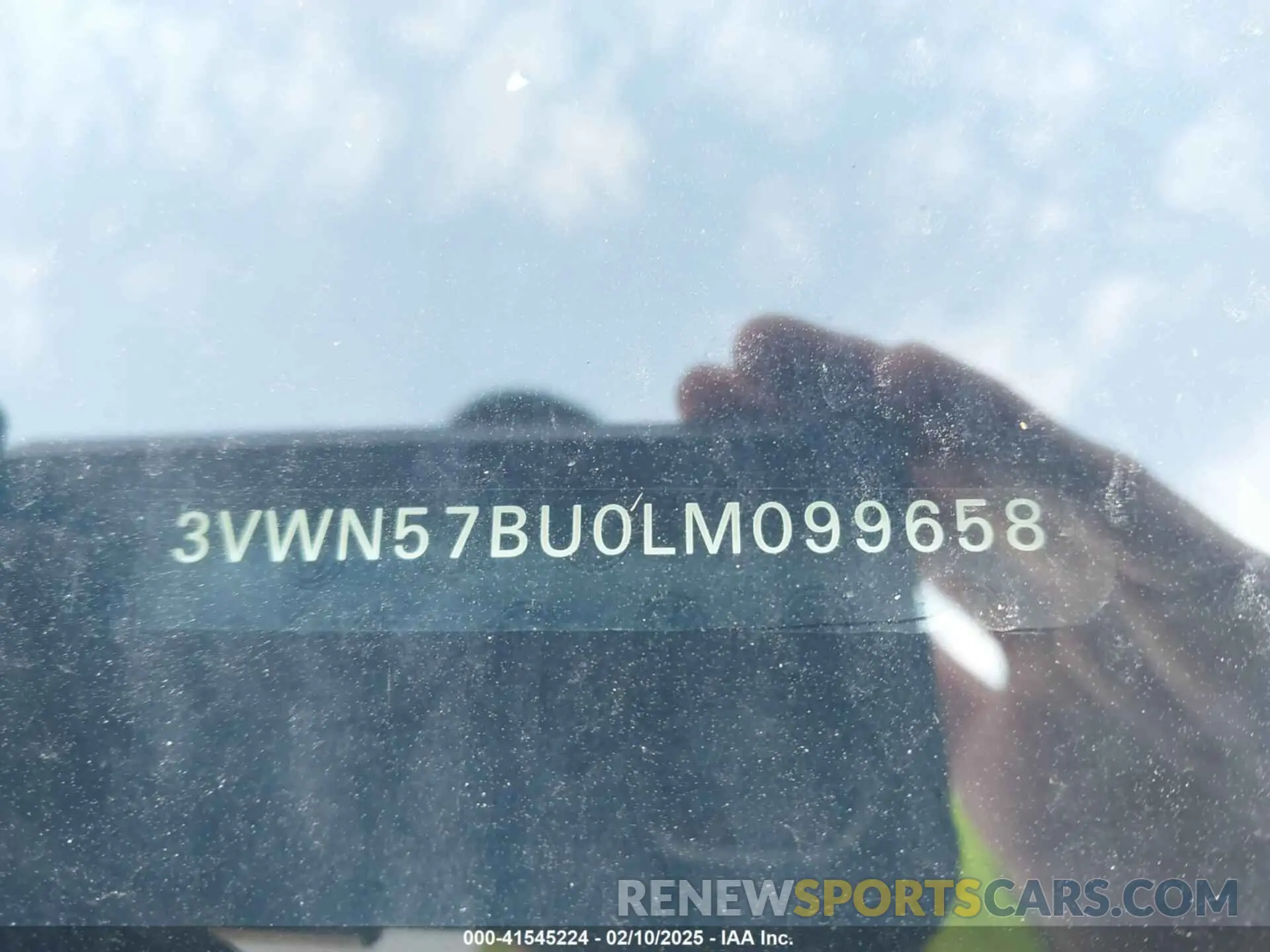 9 Photograph of a damaged car 3VWN57BU0LM099658 VOLKSWAGEN JETTA 2020