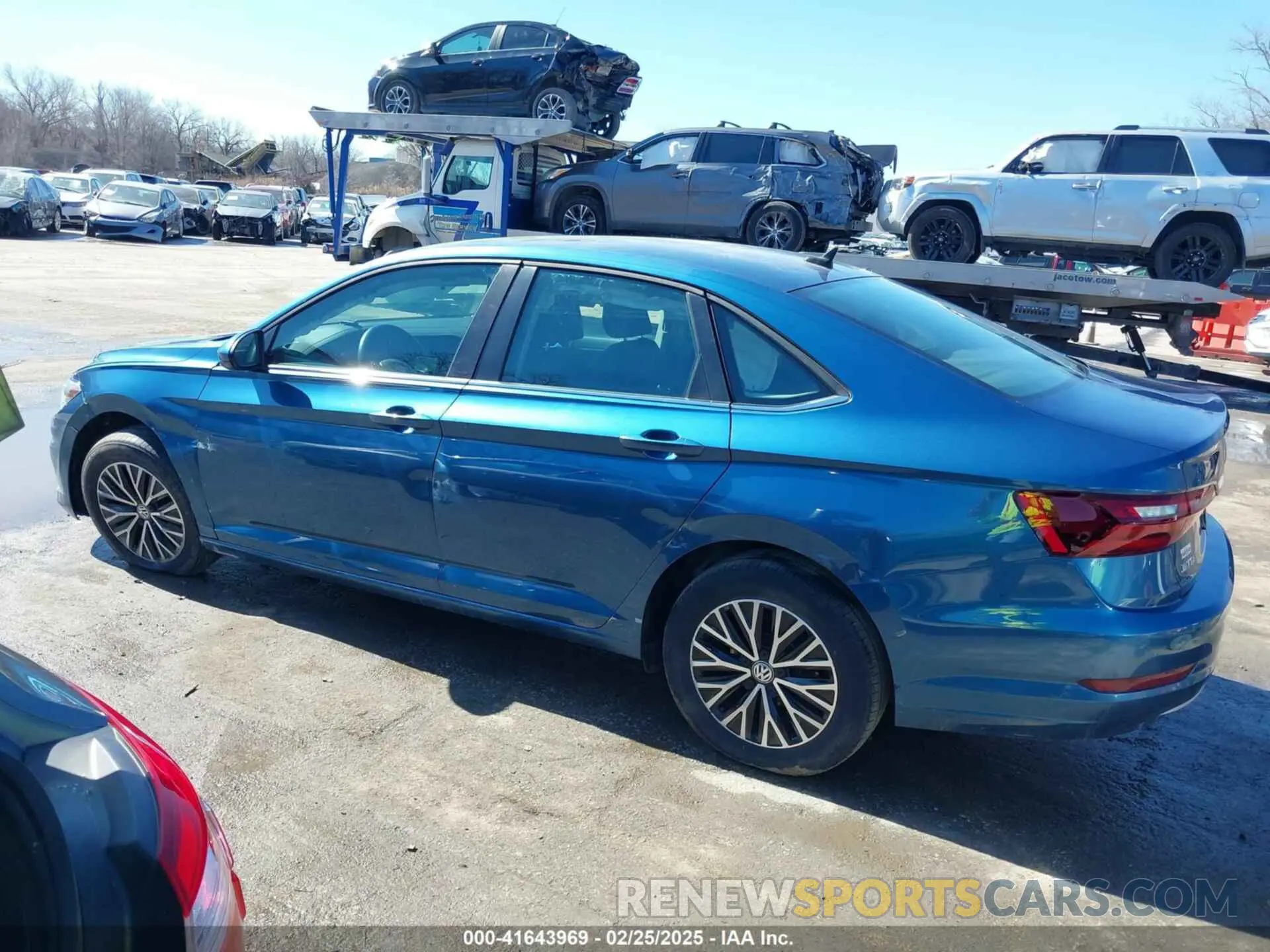 14 Photograph of a damaged car 3VWC57BU0MM009093 VOLKSWAGEN JETTA 2021