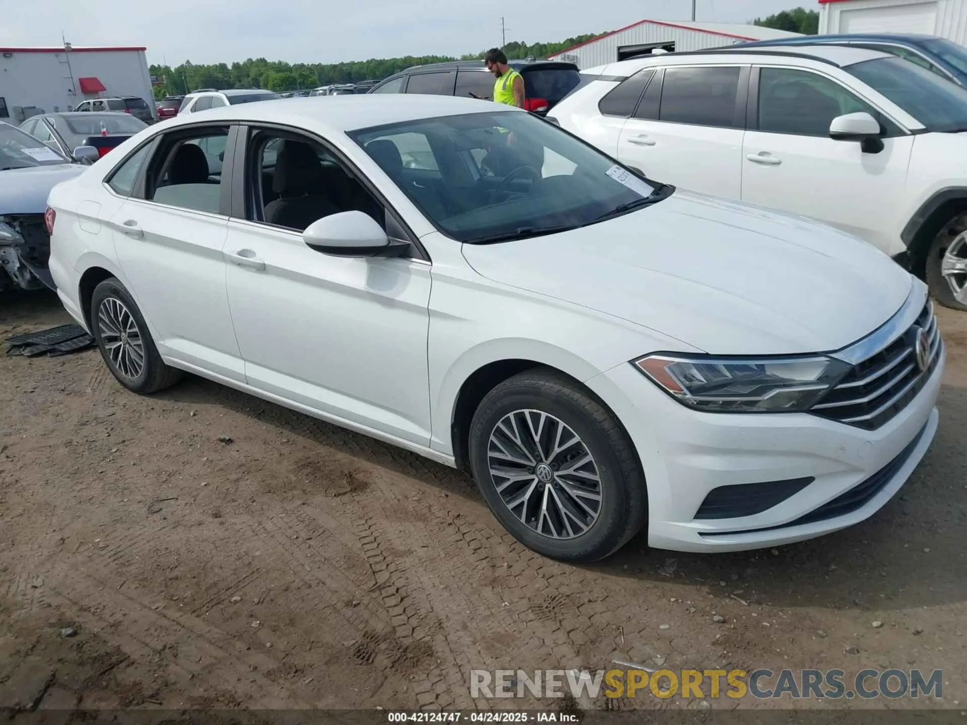 1 Фотография поврежденного автомобиля 3VWC57BU0MM021874 VOLKSWAGEN JETTA 2021