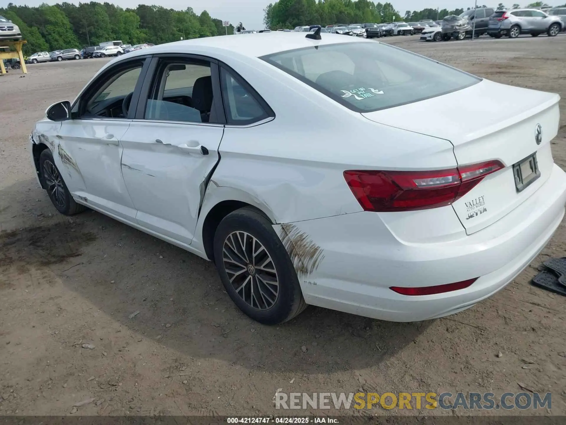 3 Фотография поврежденного автомобиля 3VWC57BU0MM021874 VOLKSWAGEN JETTA 2021