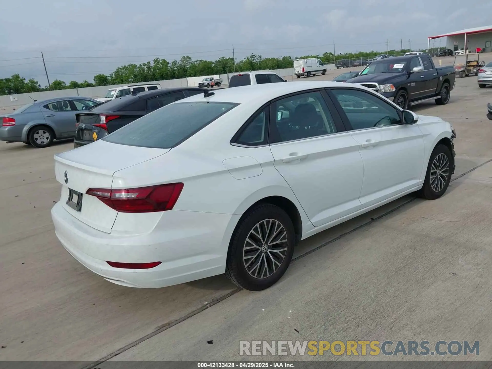 4 Photograph of a damaged car 3VWC57BU1MM003724 VOLKSWAGEN JETTA 2021