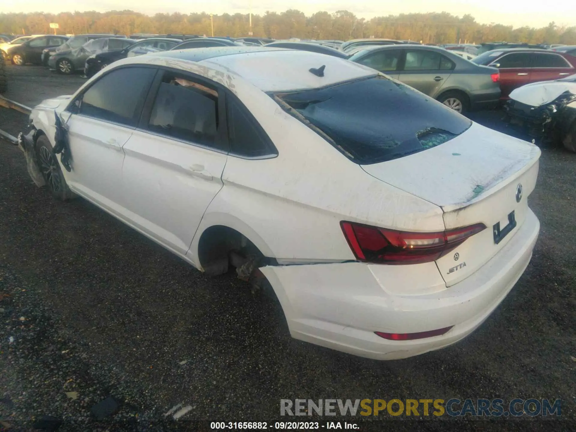3 Фотография поврежденного автомобиля 3VWC57BU1MM017025 VOLKSWAGEN JETTA 2021