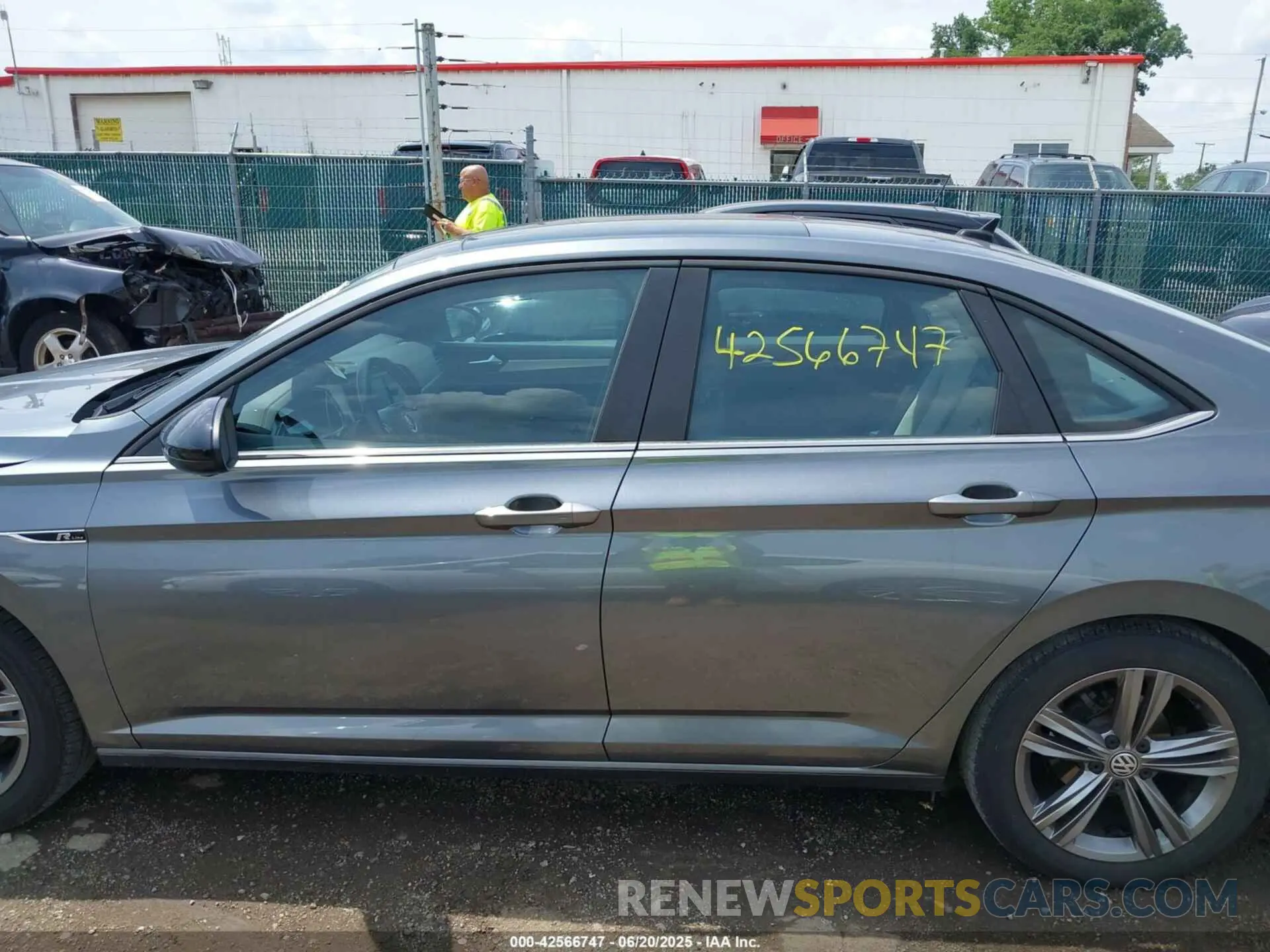 14 Photograph of a damaged car 3VWC57BU1MM047089 VOLKSWAGEN JETTA 2021