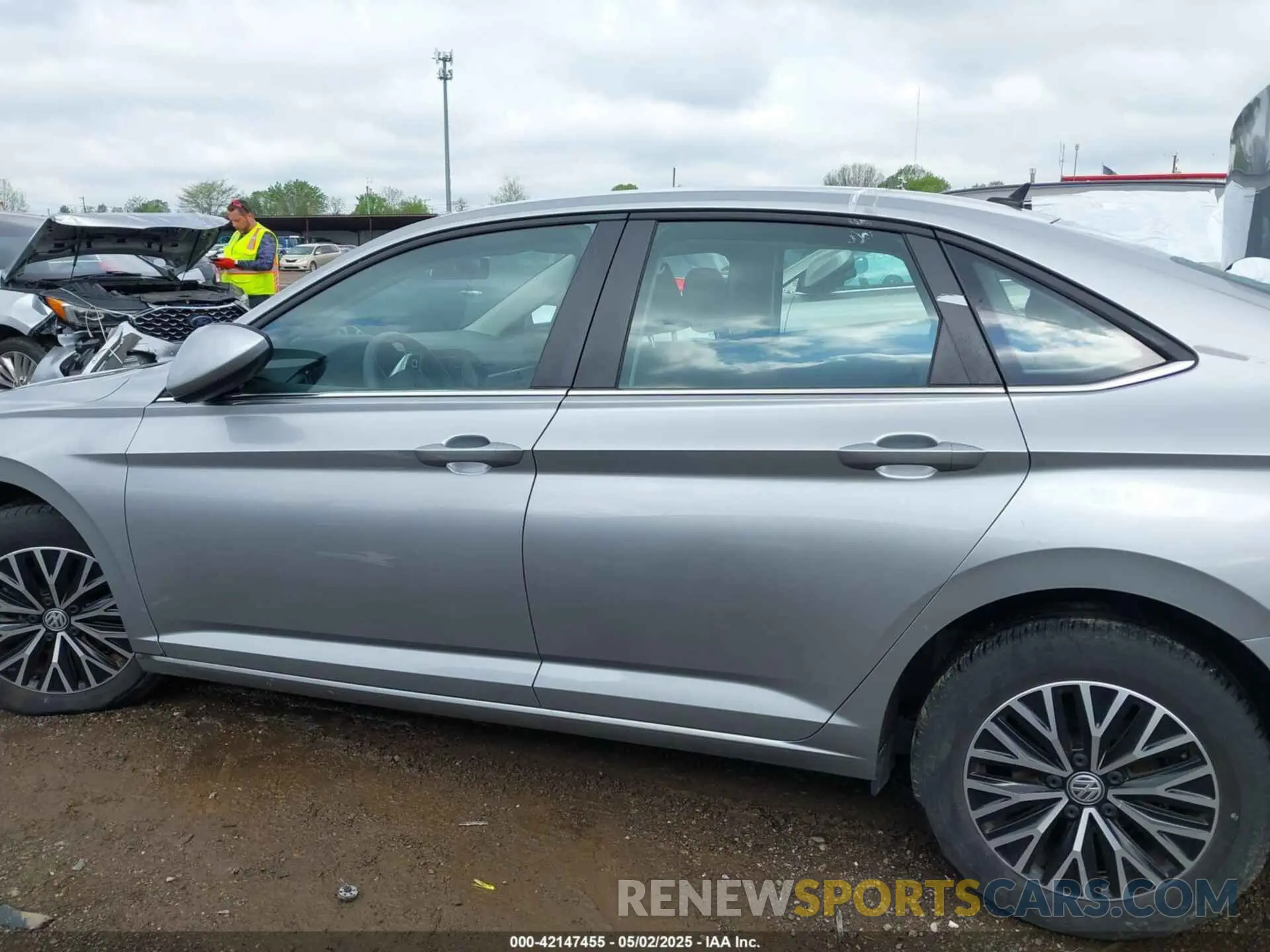 15 Photograph of a damaged car 3VWC57BU2MM061163 VOLKSWAGEN JETTA 2021