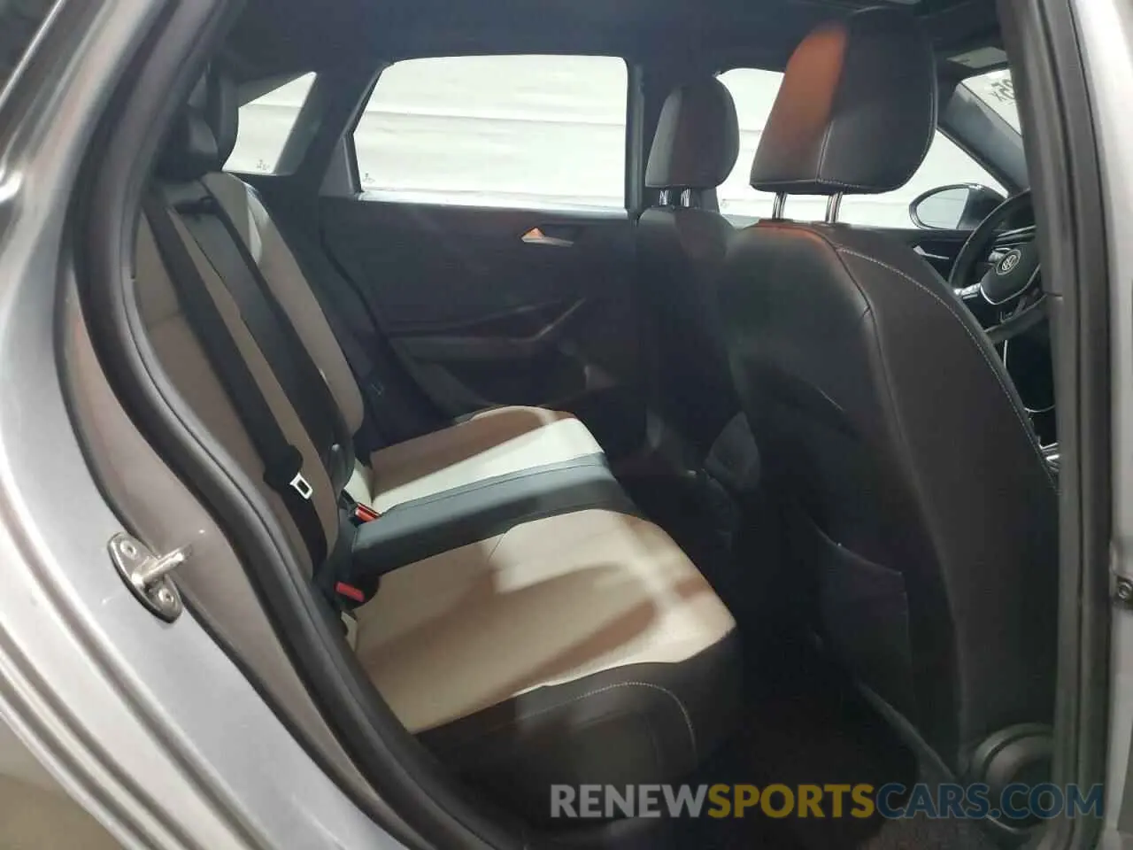10 Фотография поврежденного автомобиля 3VWC57BU2MM100561 VOLKSWAGEN JETTA 2021