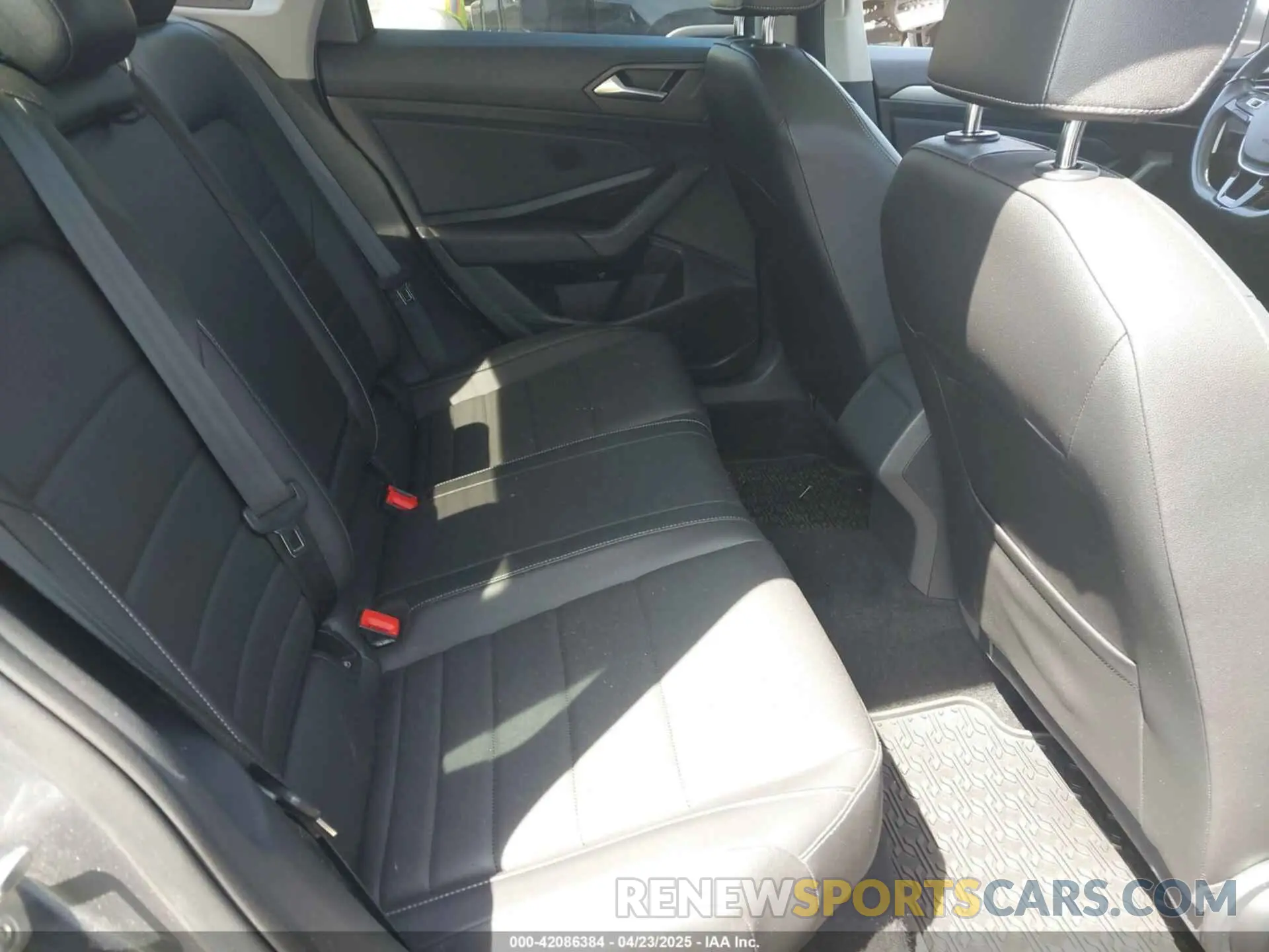 8 Photograph of a damaged car 3VWC57BU3MM015745 VOLKSWAGEN JETTA 2021