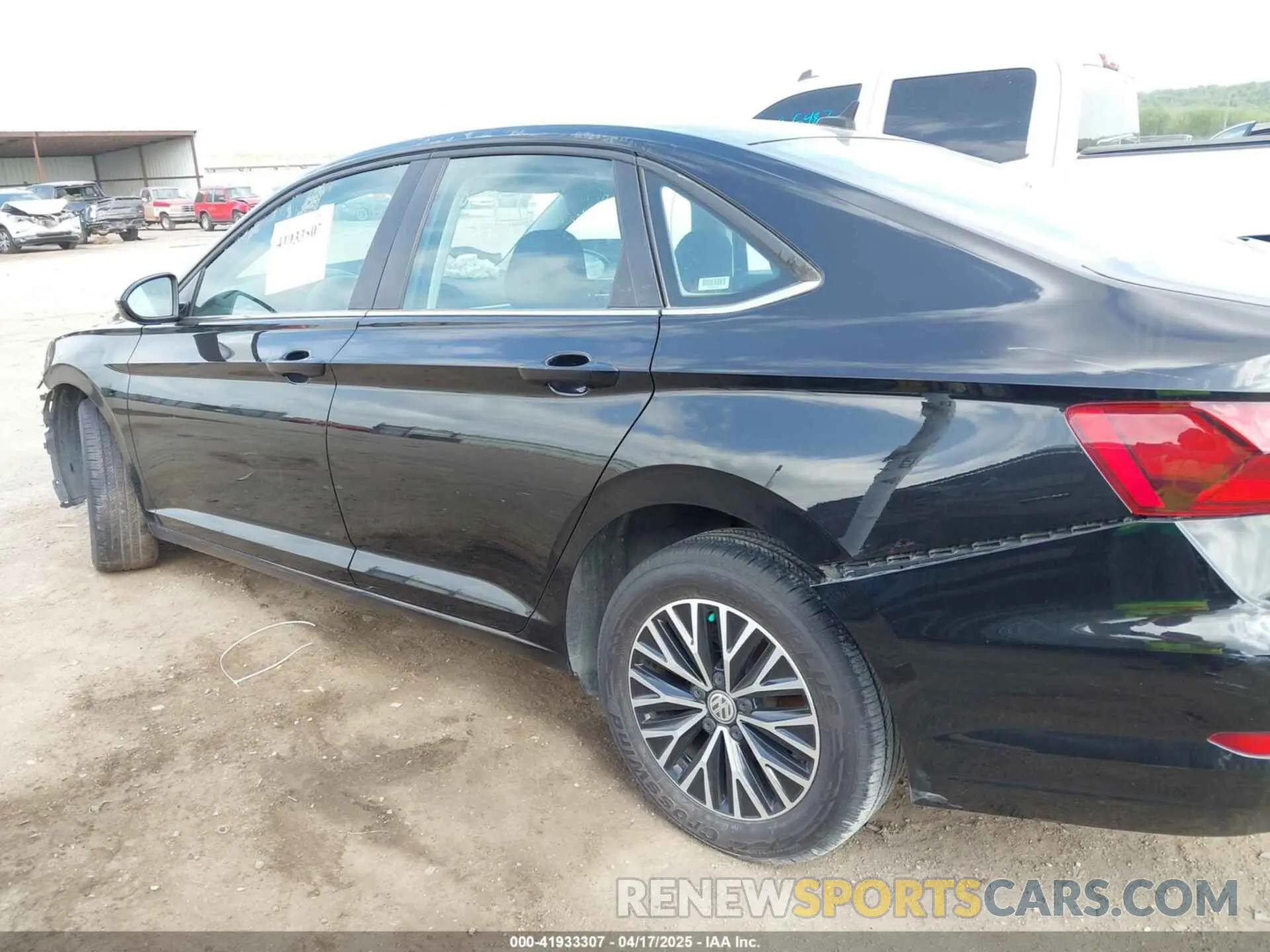 14 Фотография поврежденного автомобиля 3VWC57BU3MM049961 VOLKSWAGEN JETTA 2021