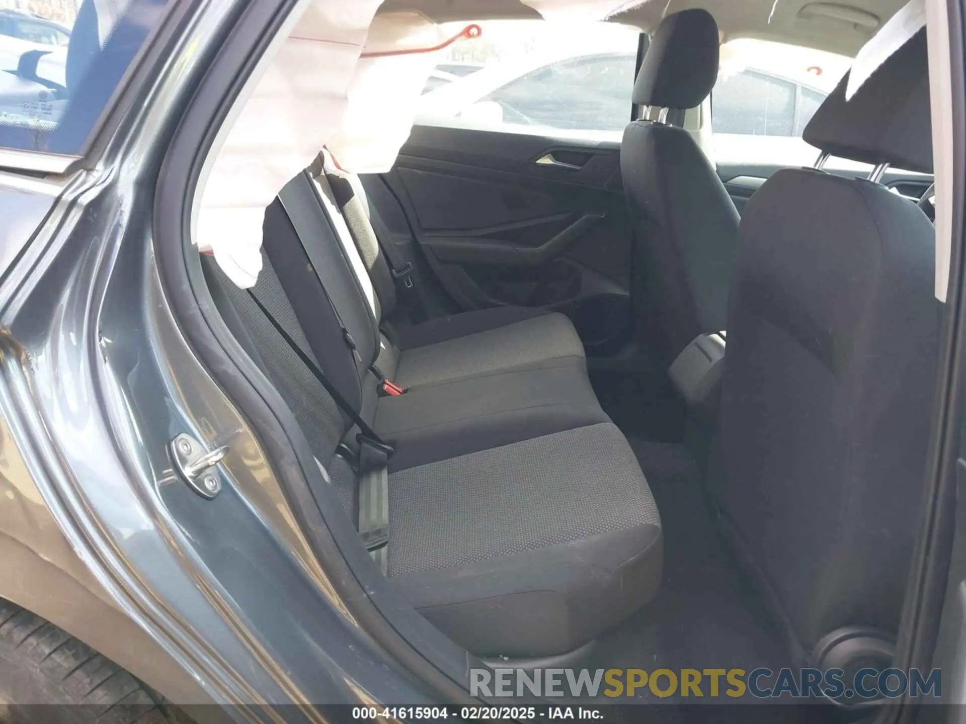 8 Photograph of a damaged car 3VWC57BU4MM004947 VOLKSWAGEN JETTA 2021