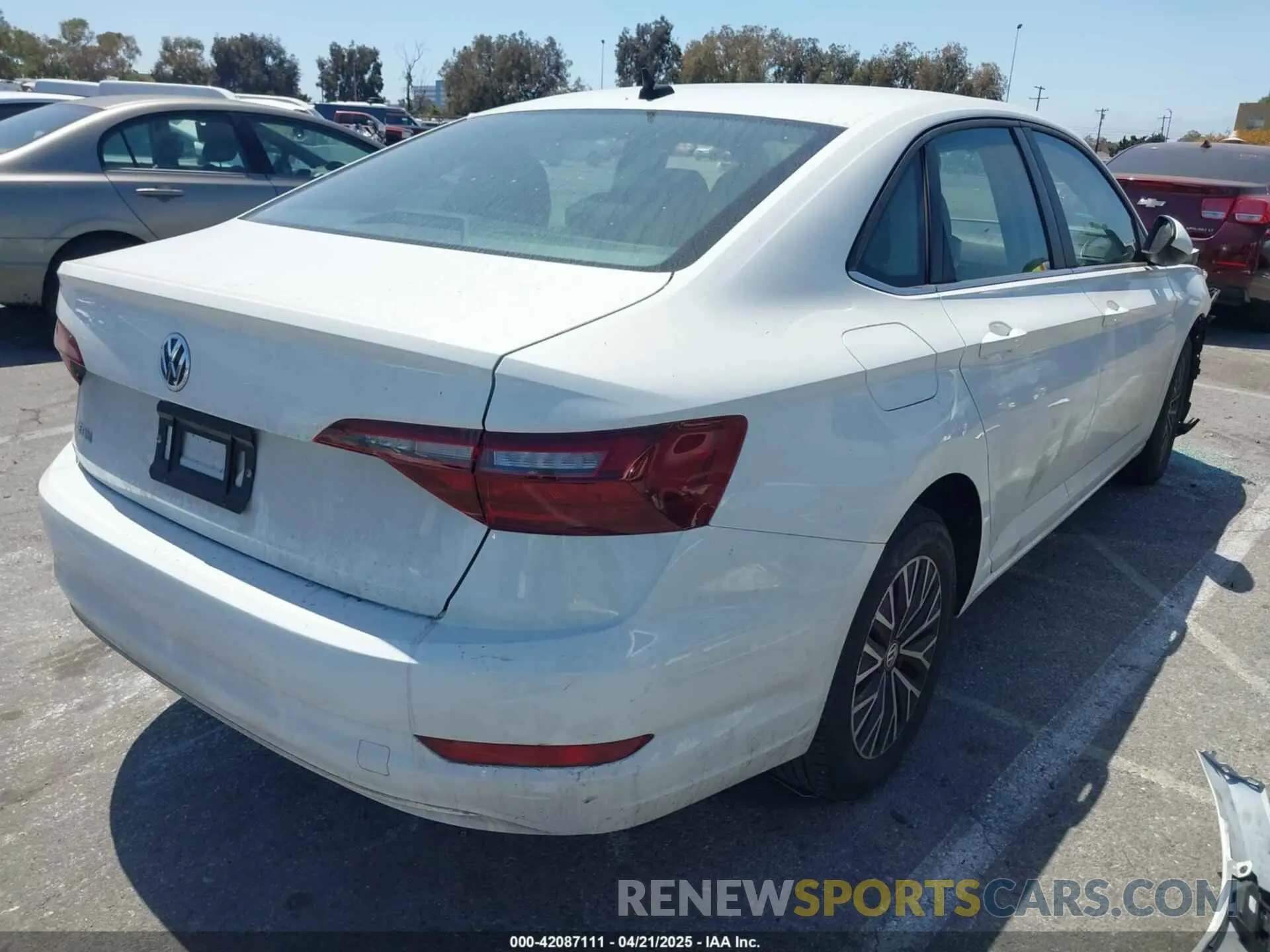 4 Photograph of a damaged car 3VWC57BU4MM037088 VOLKSWAGEN JETTA 2021