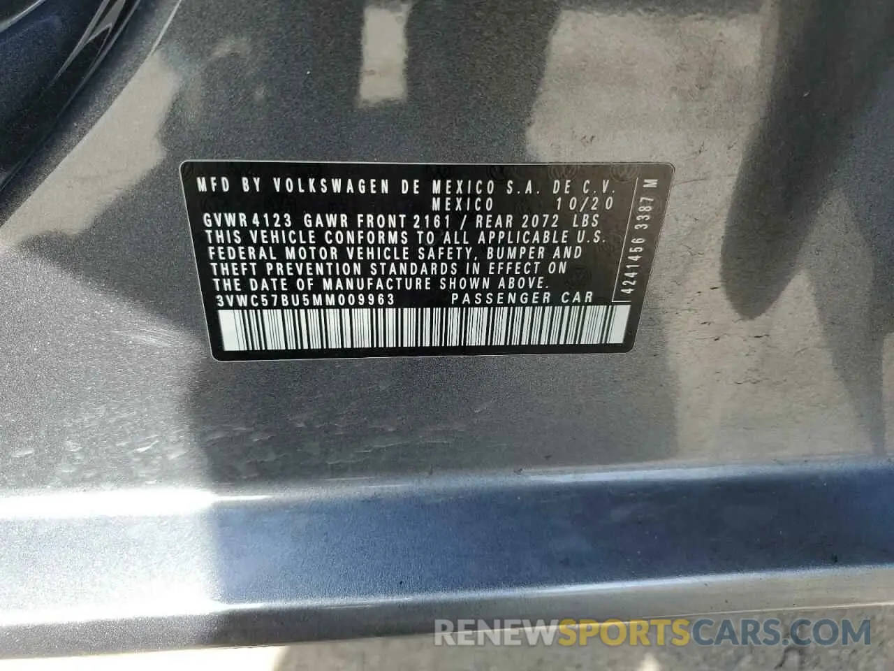 14 Photograph of a damaged car 3VWC57BU5MM009963 VOLKSWAGEN JETTA 2021