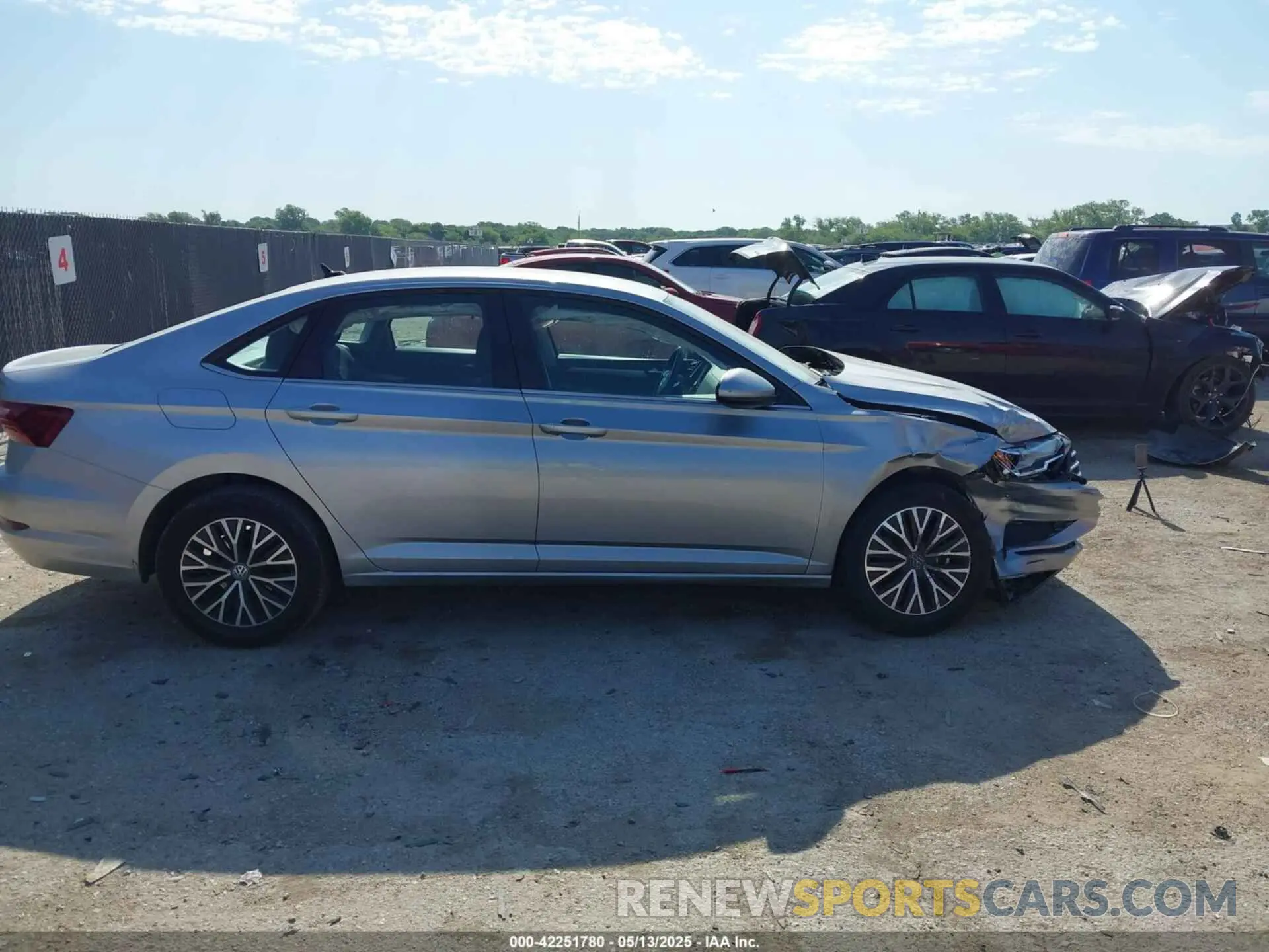 13 Фотография поврежденного автомобиля 3VWC57BU5MM055552 VOLKSWAGEN JETTA 2021
