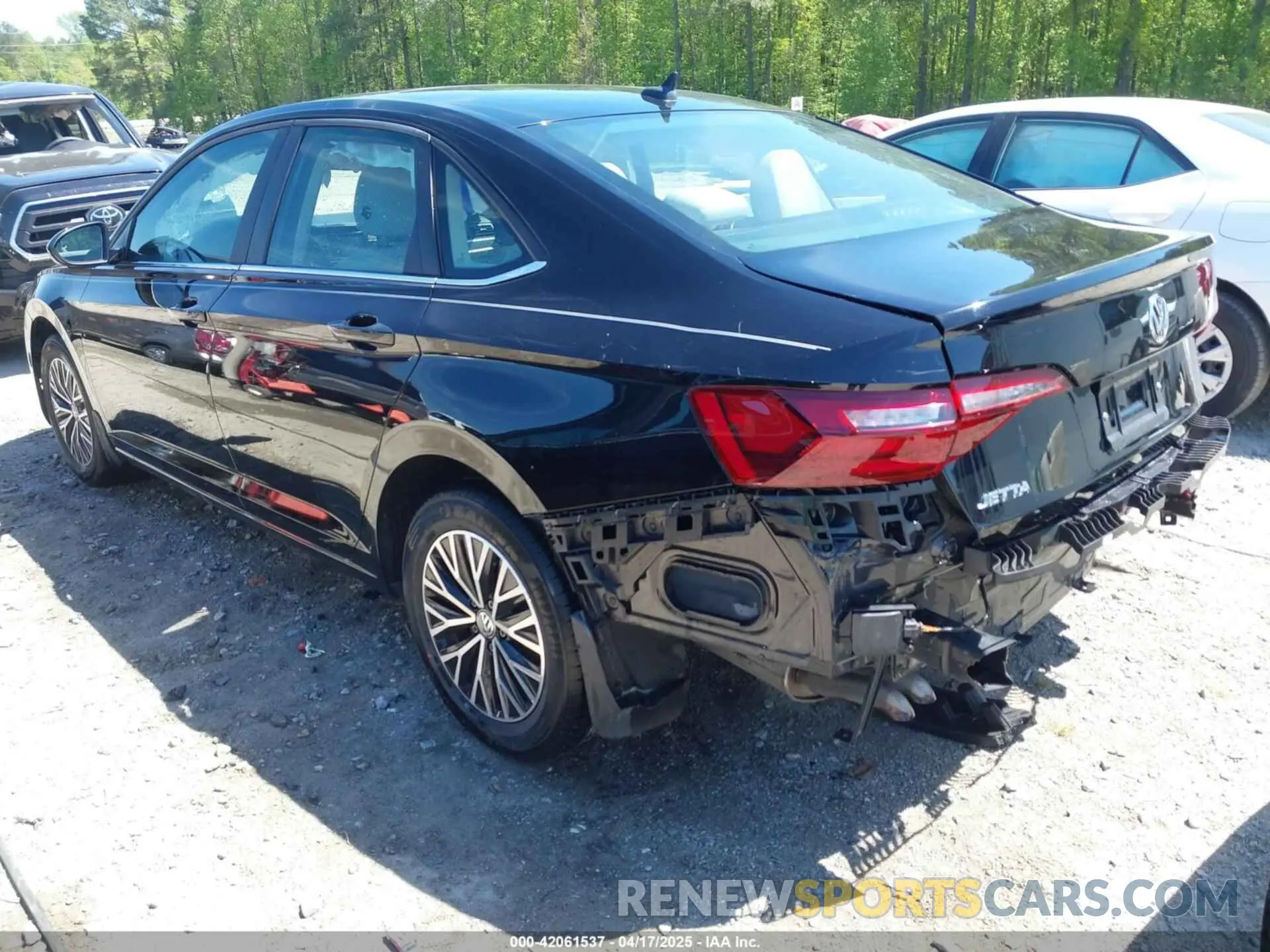 3 Фотография поврежденного автомобиля 3VWC57BU6MM000964 VOLKSWAGEN JETTA 2021