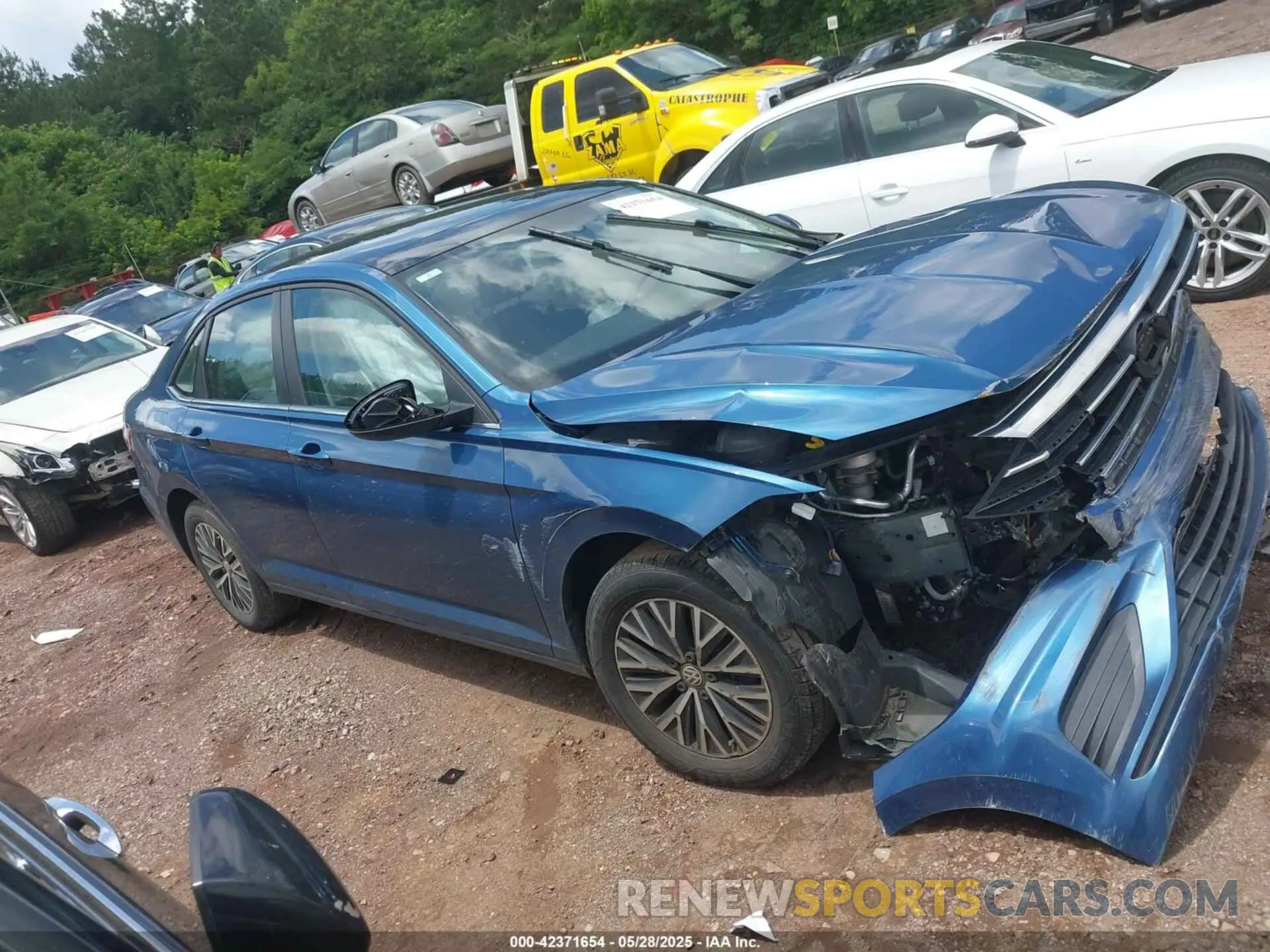 13 Photograph of a damaged car 3VWC57BU6MM033172 VOLKSWAGEN JETTA 2021
