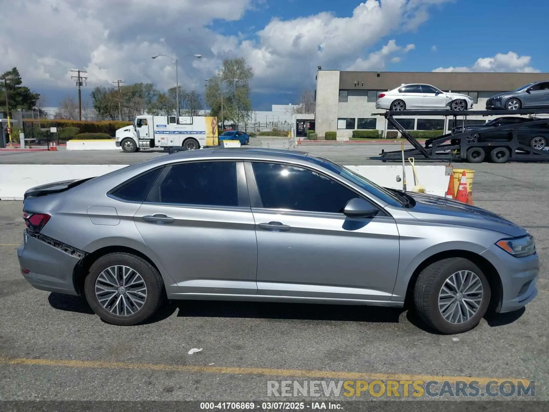 13 Фотография поврежденного автомобиля 3VWC57BU6MM034709 VOLKSWAGEN JETTA 2021
