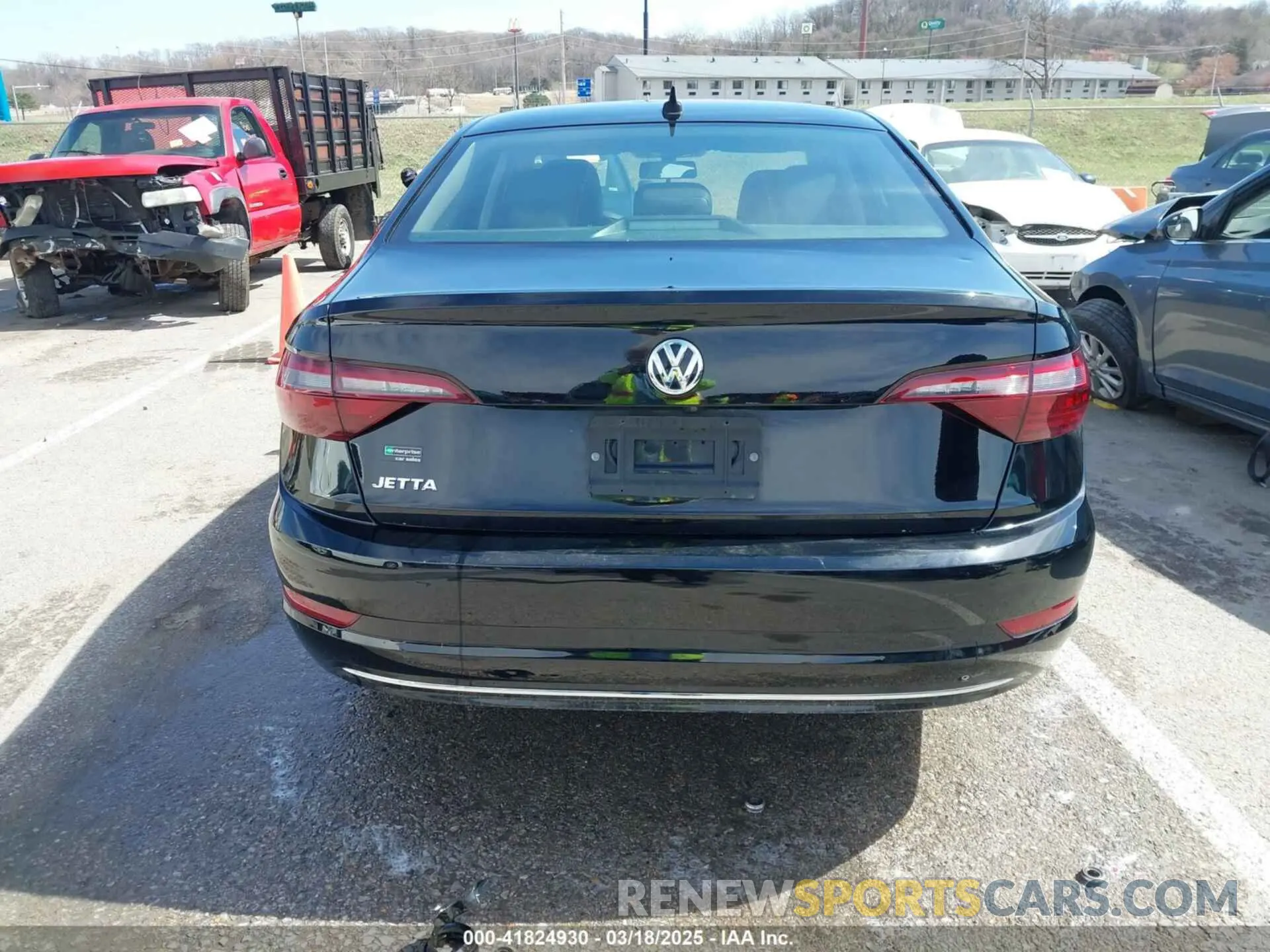 16 Photograph of a damaged car 3VWC57BU7MM015909 VOLKSWAGEN JETTA 2021