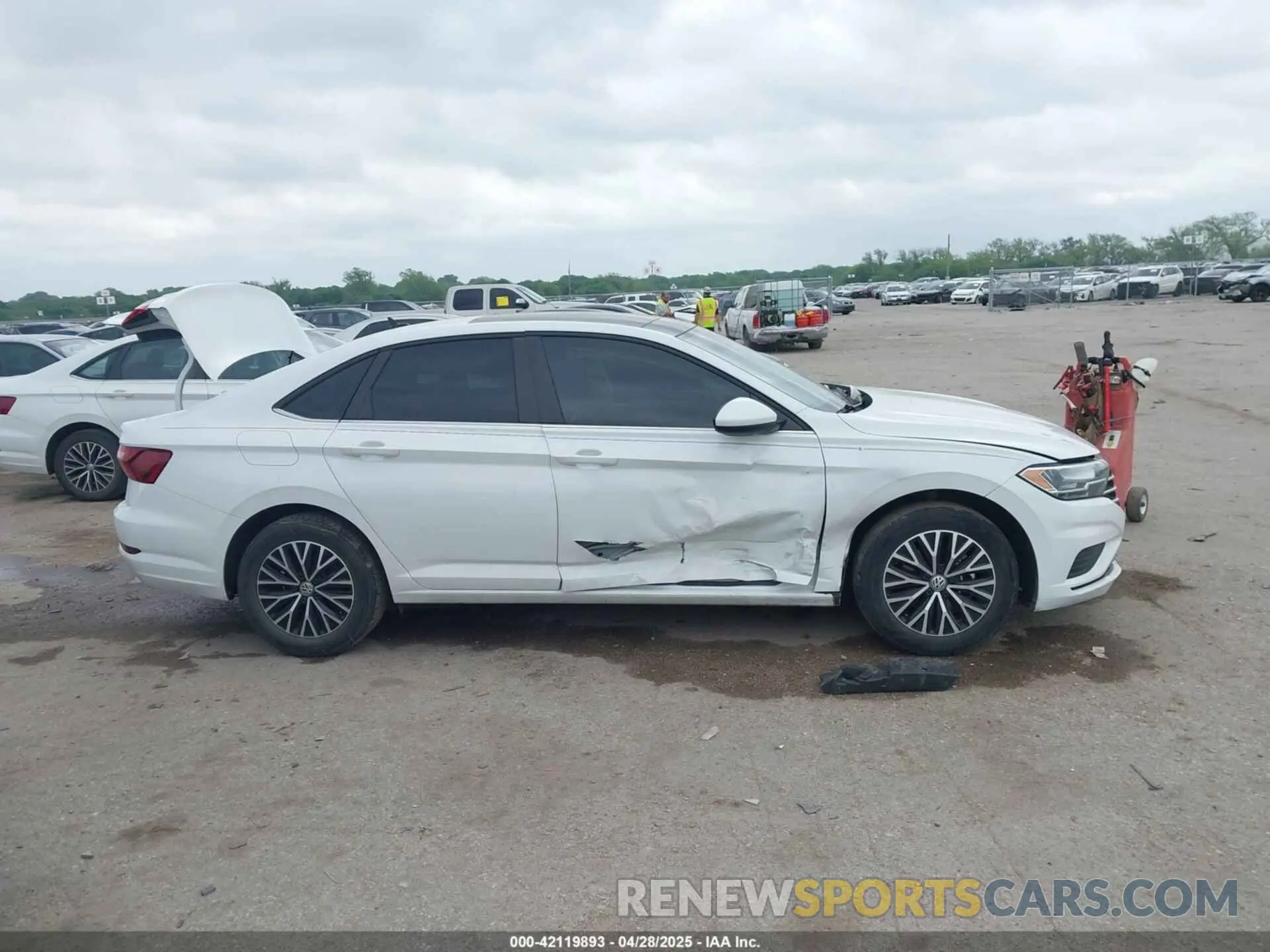 13 Photograph of a damaged car 3VWC57BU7MM084454 VOLKSWAGEN JETTA 2021