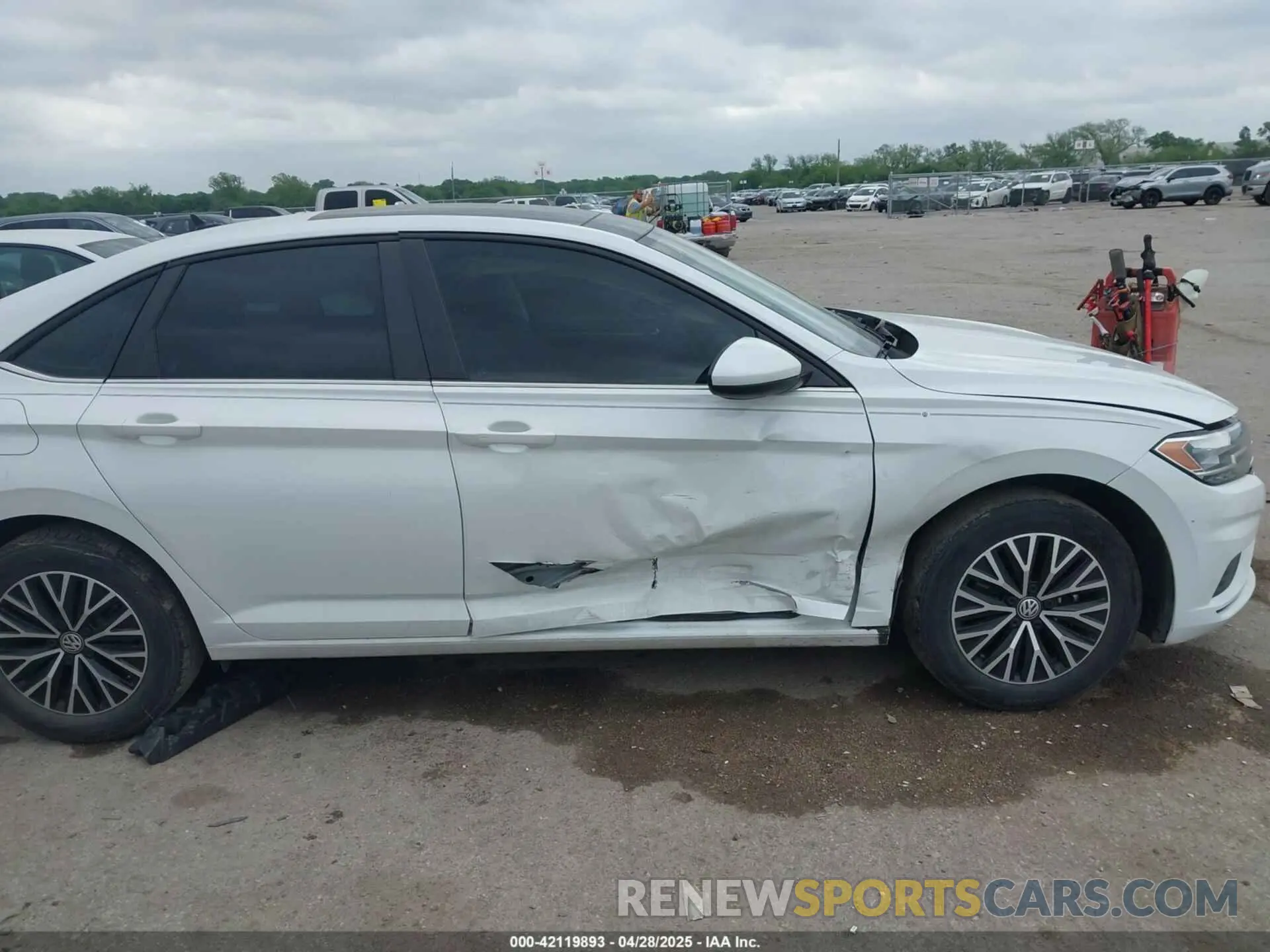 6 Photograph of a damaged car 3VWC57BU7MM084454 VOLKSWAGEN JETTA 2021