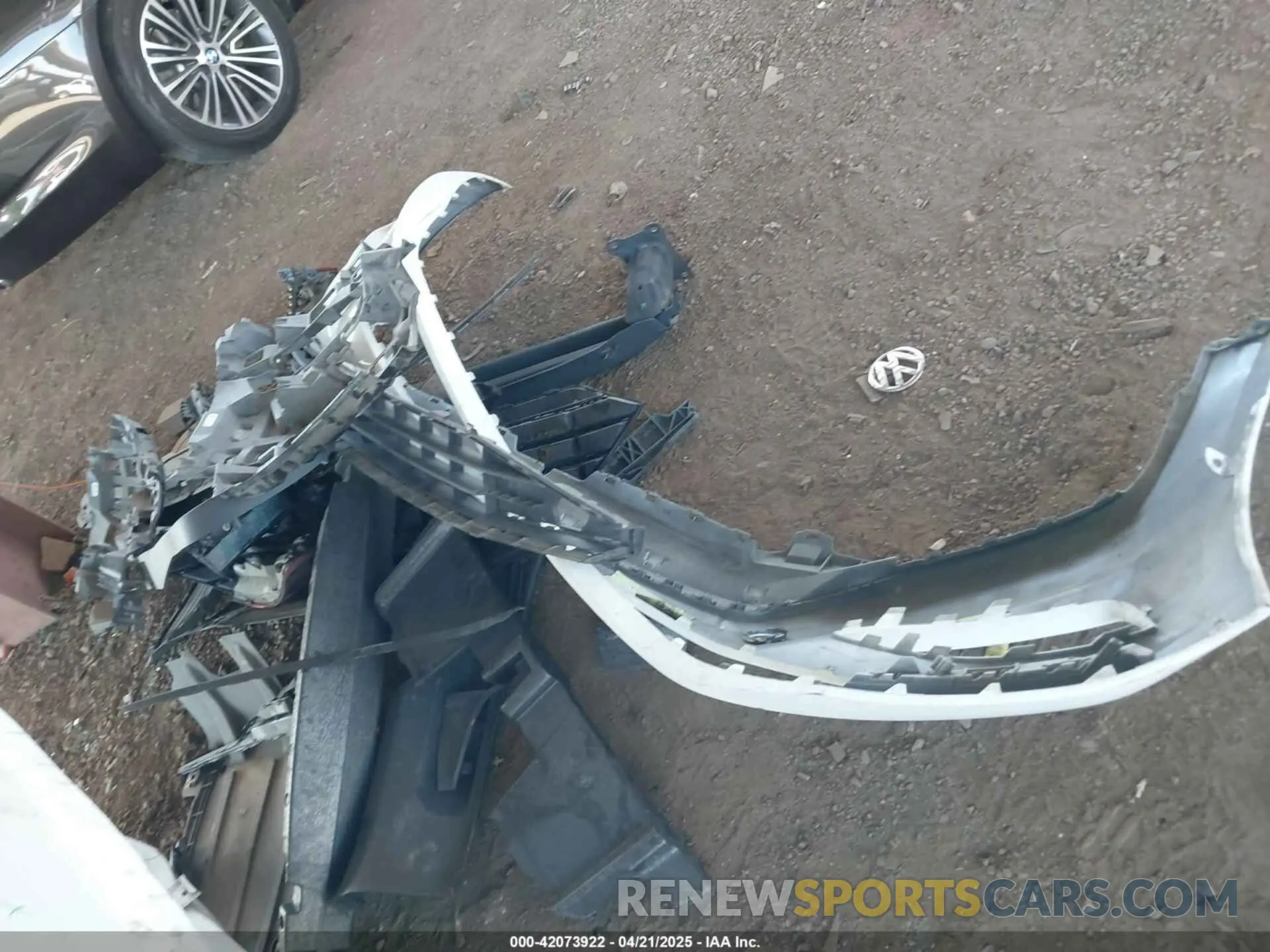 12 Photograph of a damaged car 3VWC57BU8MM021217 VOLKSWAGEN JETTA 2021