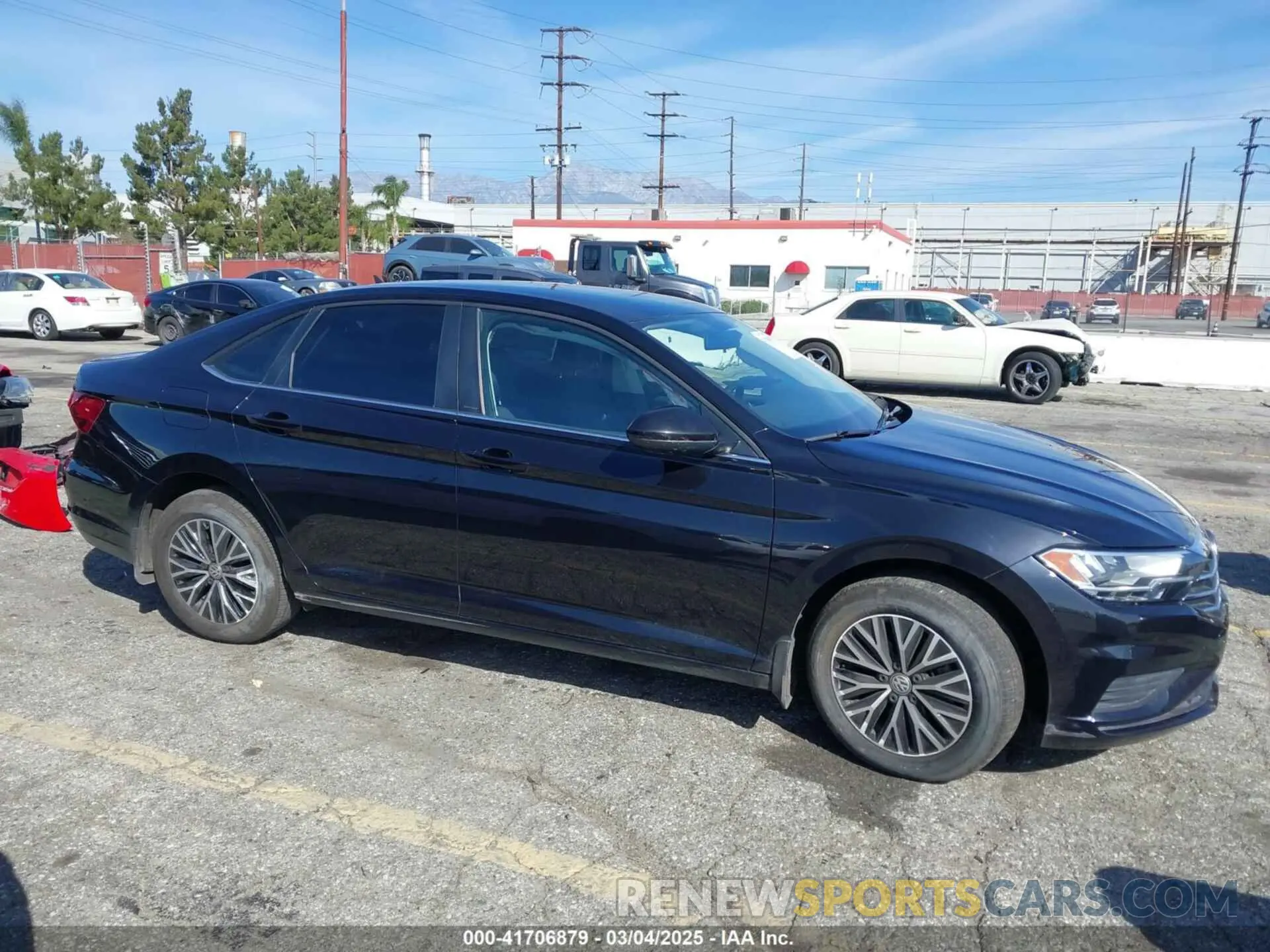 14 Photograph of a damaged car 3VWC57BU9MM094144 VOLKSWAGEN JETTA 2021