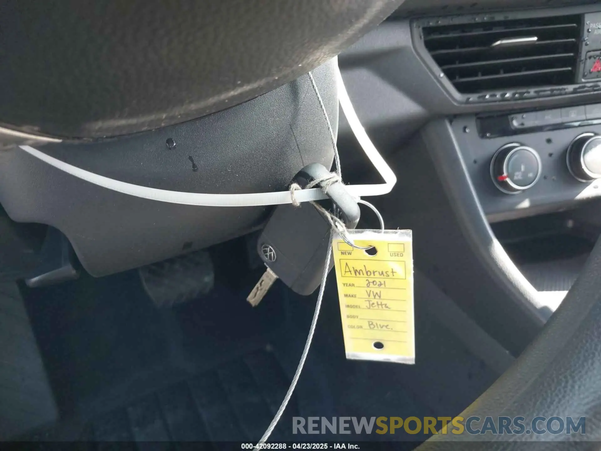 11 Photograph of a damaged car 3VWC57BUXMM008825 VOLKSWAGEN JETTA 2021