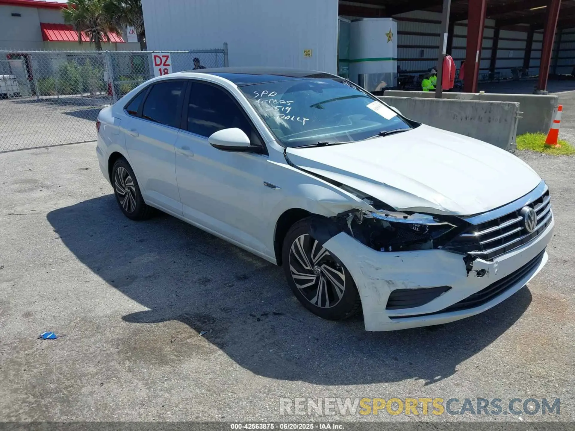 1 Photograph of a damaged car 3VWE57BU2MM047028 VOLKSWAGEN JETTA 2021