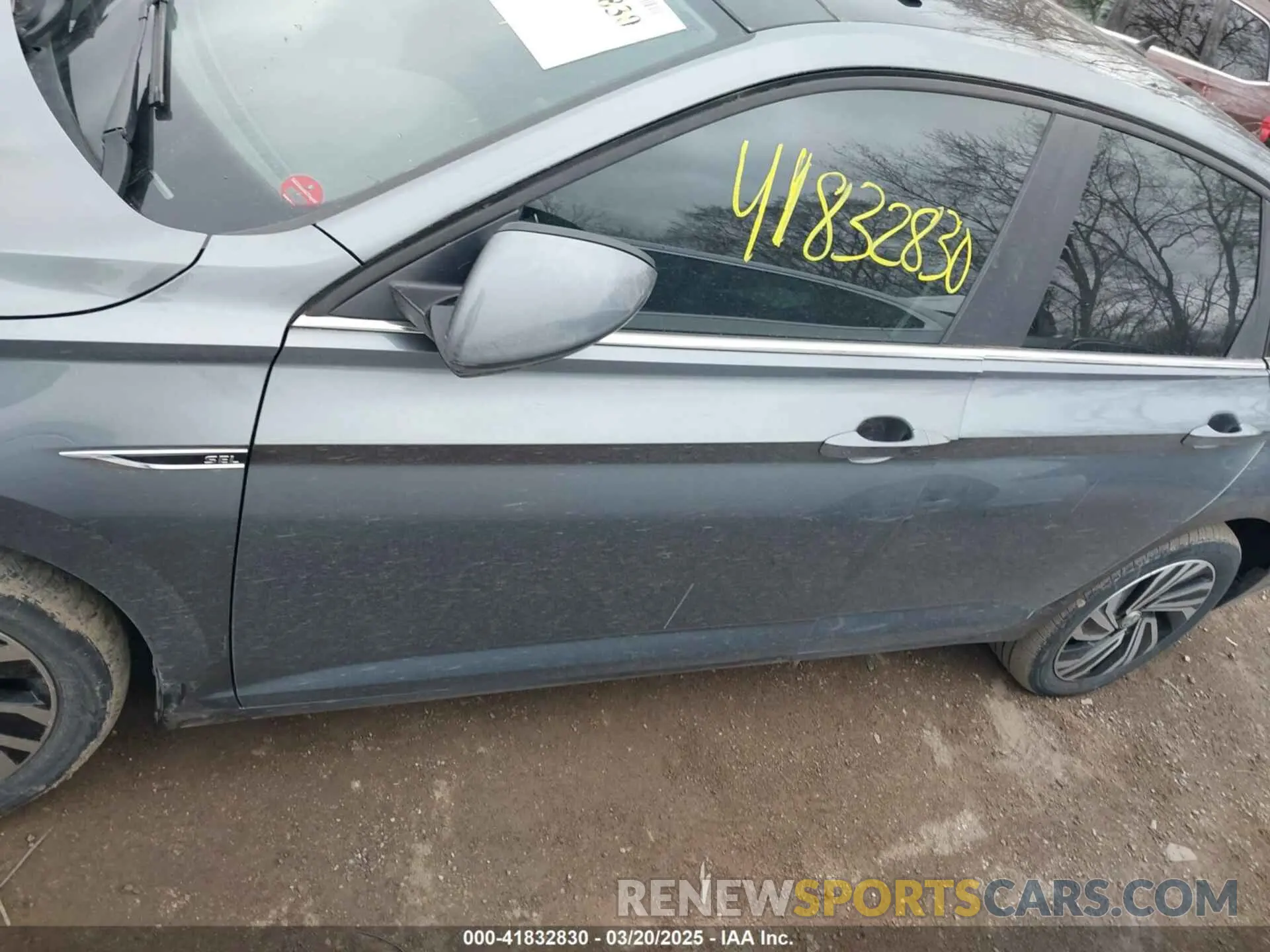 14 Photograph of a damaged car 3VWE57BU5MM086681 VOLKSWAGEN JETTA 2021
