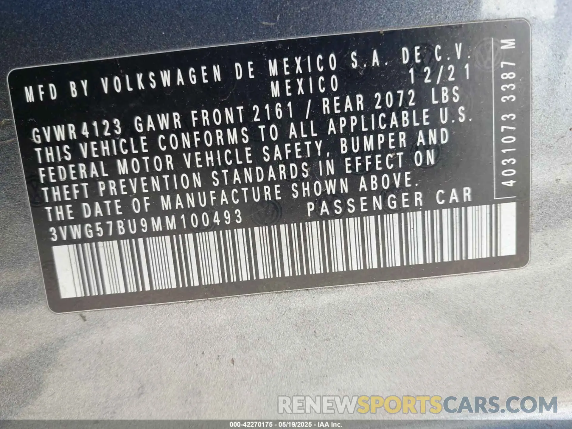 9 Photograph of a damaged car 3VWG57BU9MM100493 VOLKSWAGEN JETTA 2021