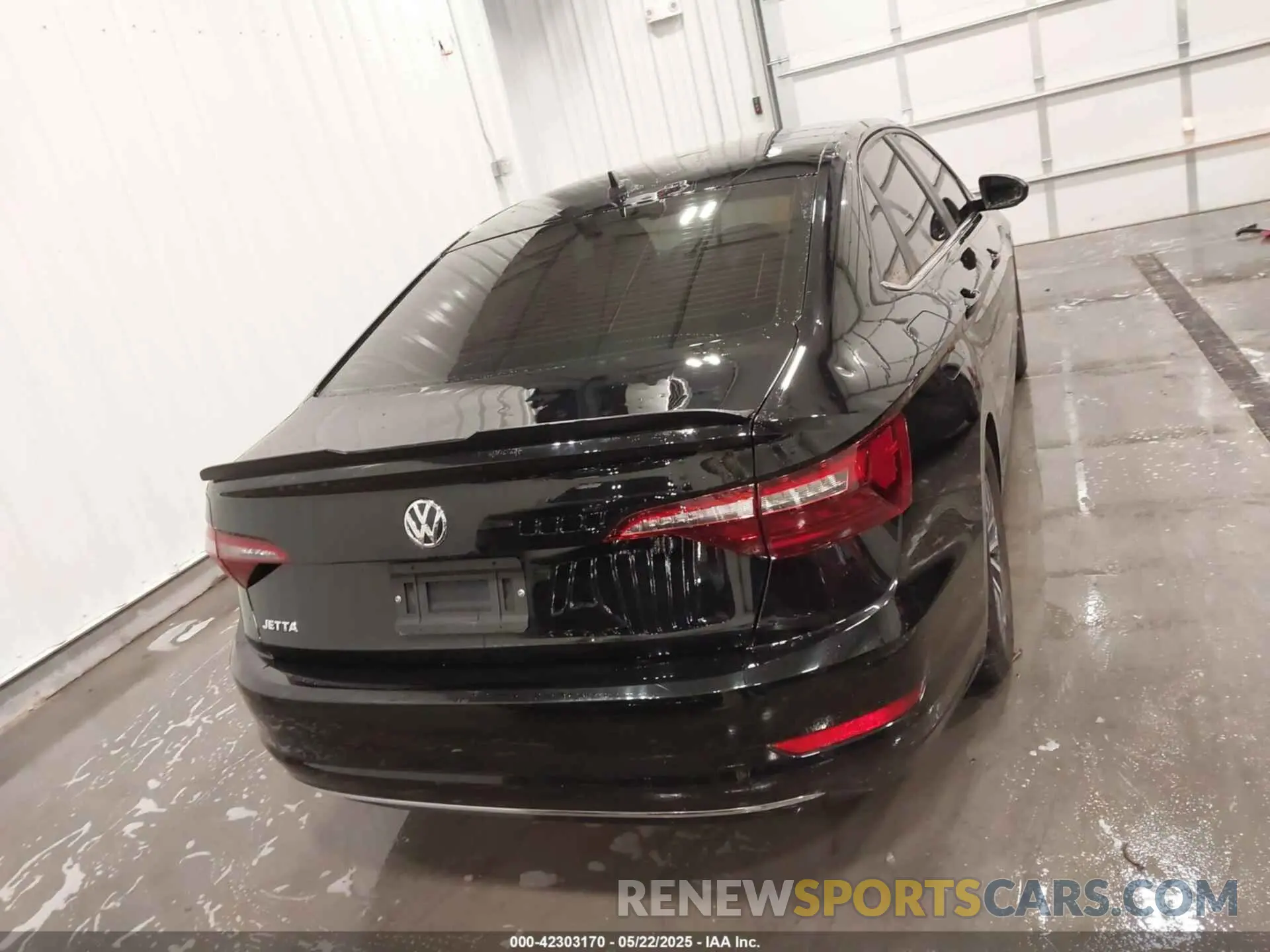 16 Photograph of a damaged car 3VWN57BU8MM007990 VOLKSWAGEN JETTA 2021