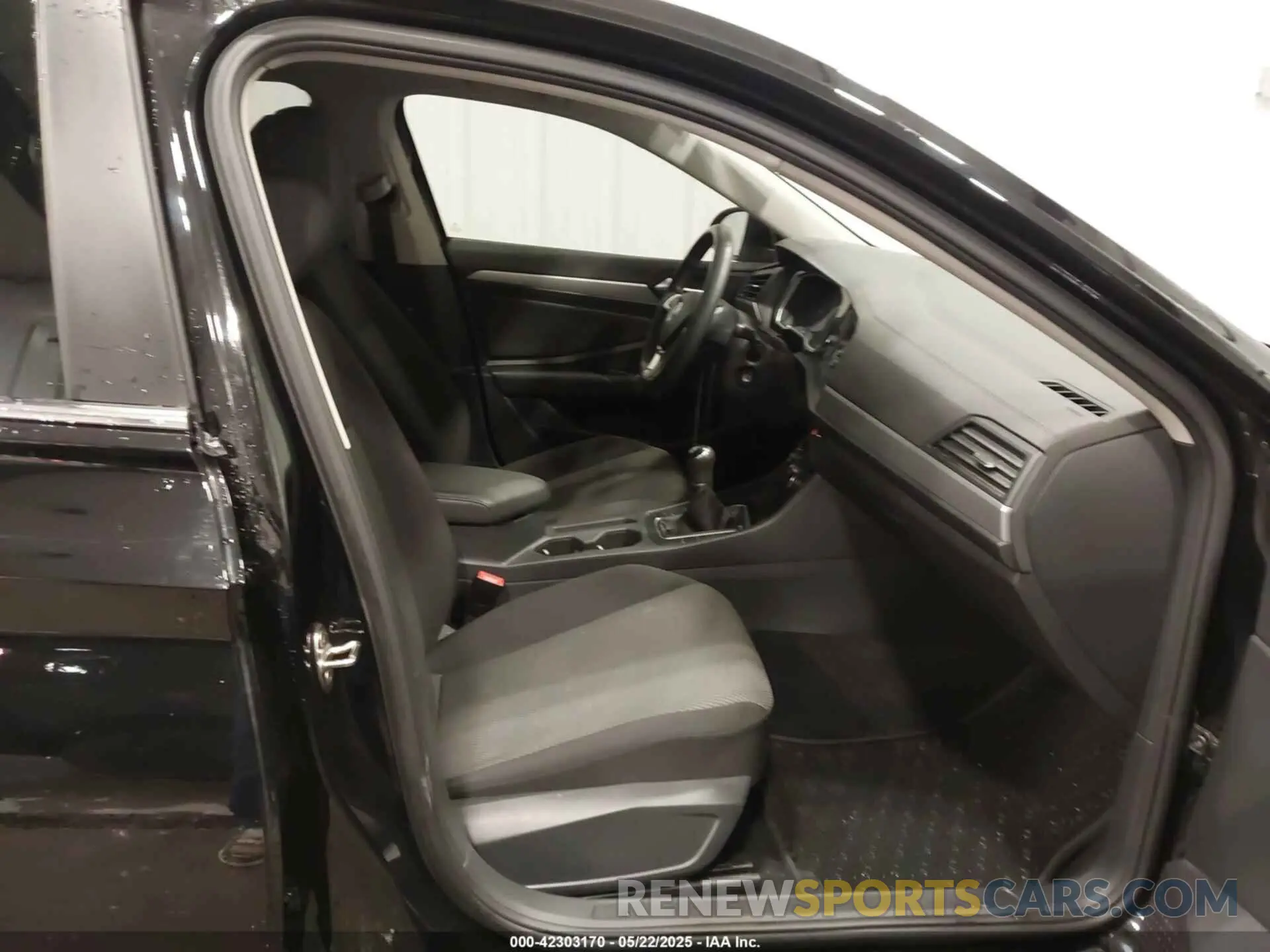 5 Photograph of a damaged car 3VWN57BU8MM007990 VOLKSWAGEN JETTA 2021