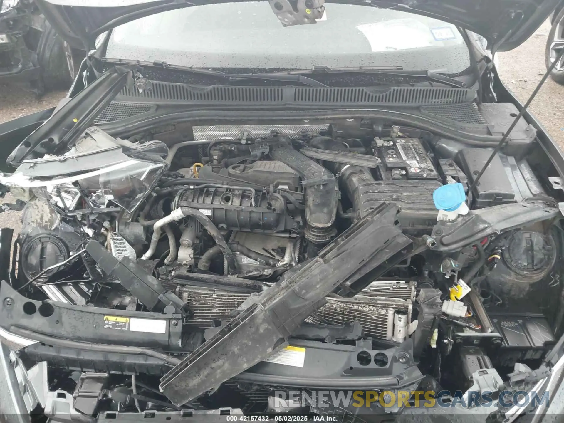 10 Photograph of a damaged car 3VW7M7BU2NM014611 VOLKSWAGEN JETTA 2022