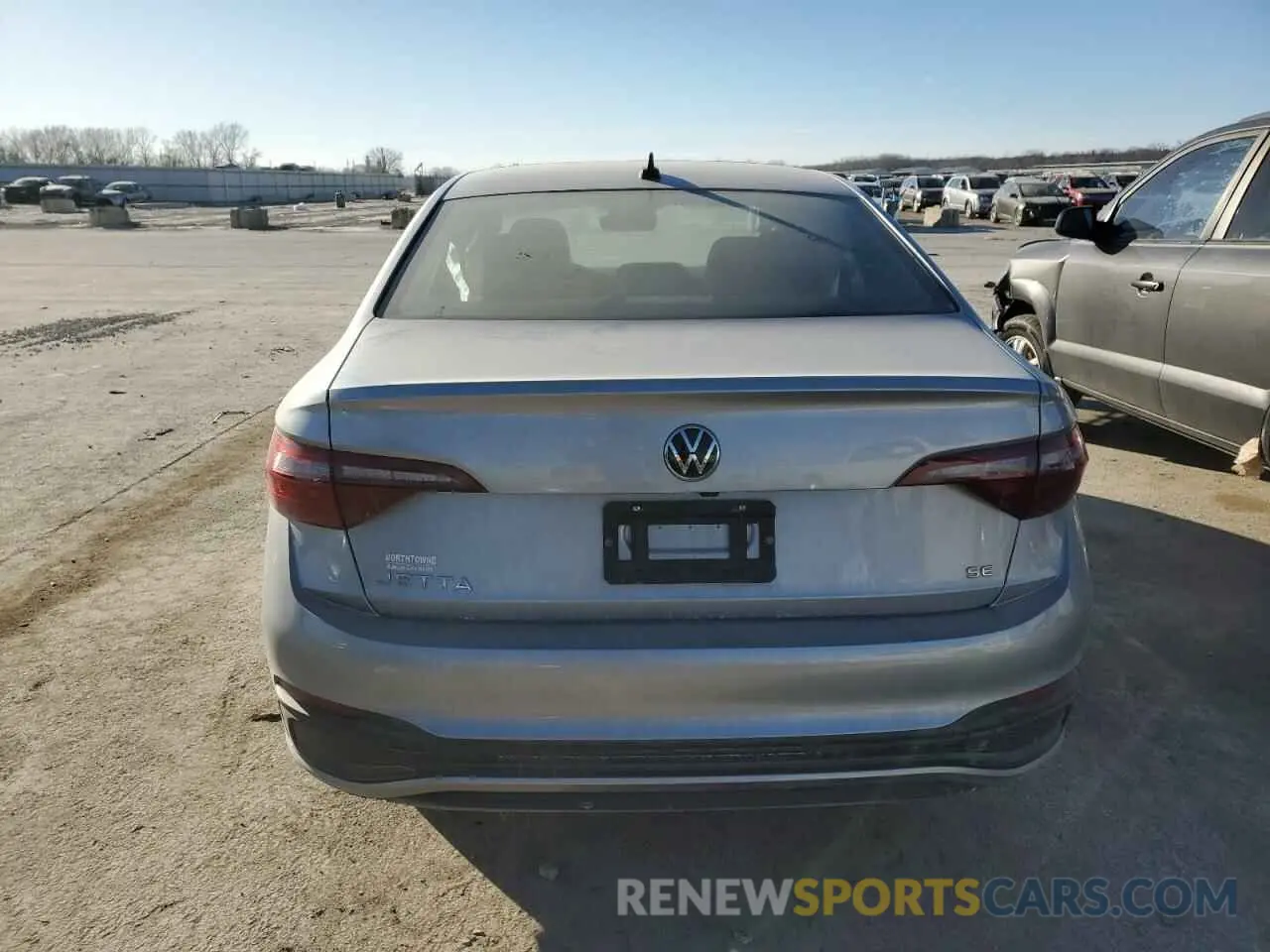 6 Photograph of a damaged car 3VW7M7BU8NM004469 VOLKSWAGEN JETTA 2022