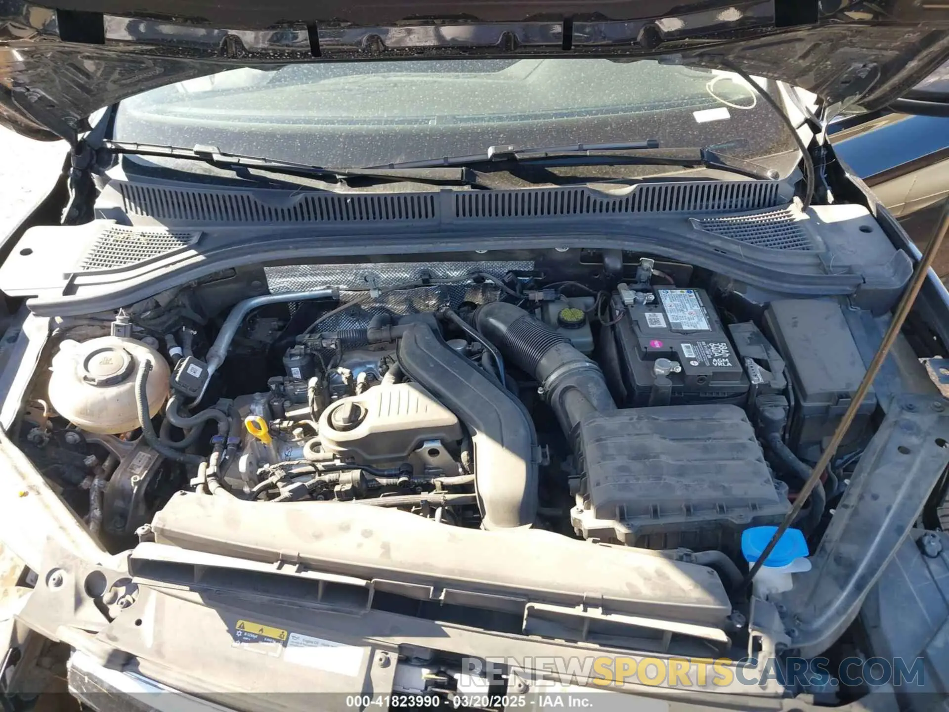 10 Photograph of a damaged car 3VW7M7BU9NM018347 VOLKSWAGEN JETTA 2022
