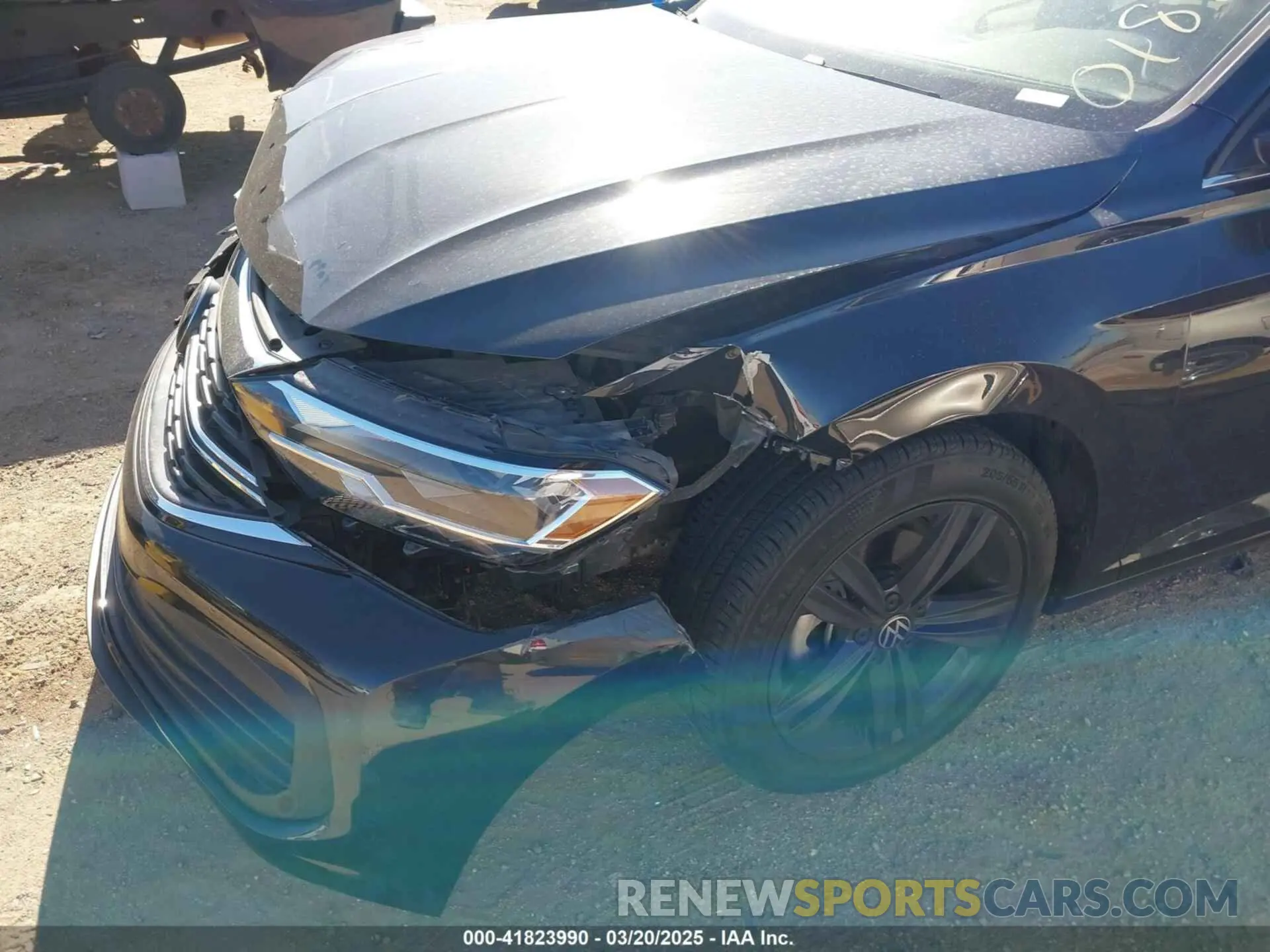 19 Photograph of a damaged car 3VW7M7BU9NM018347 VOLKSWAGEN JETTA 2022