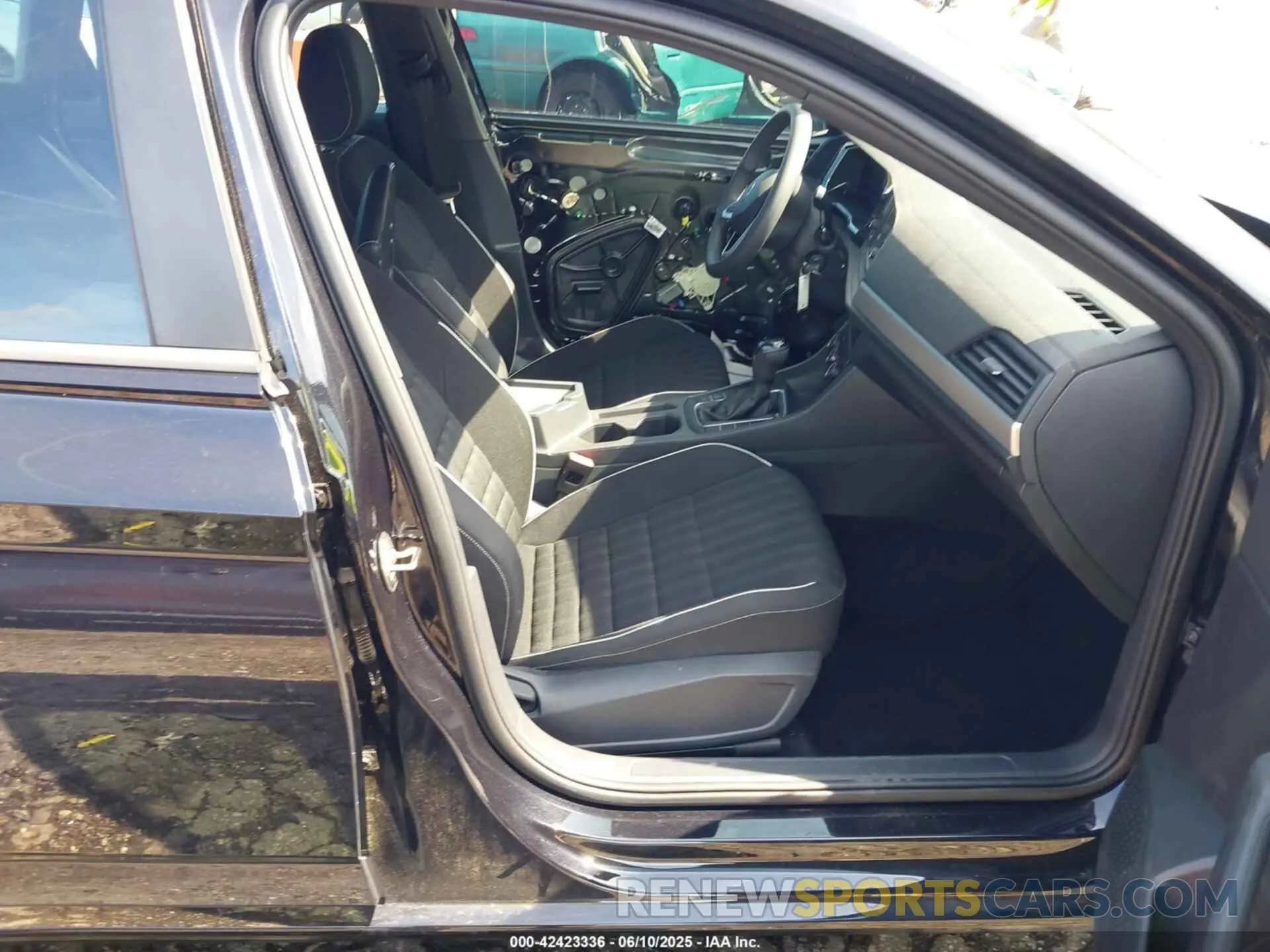 5 Фотография поврежденного автомобиля 3VWBM7BU4NM017567 VOLKSWAGEN JETTA 2022