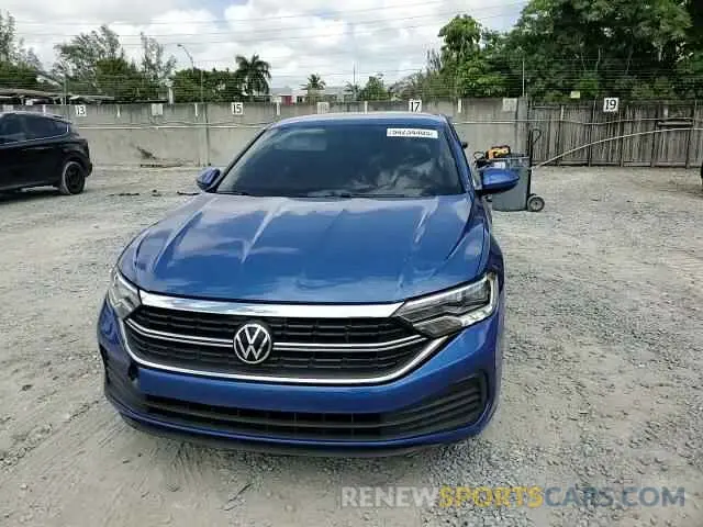 13 Photograph of a damaged car 3VWCM7BU7NM021505 VOLKSWAGEN JETTA 2022