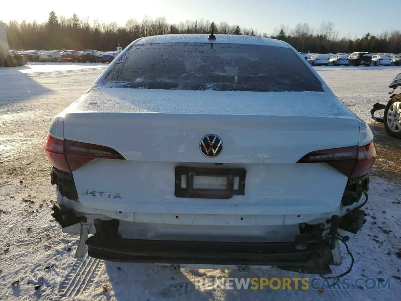 6 Photograph of a damaged car 3VWEM7BU2NM001980 VOLKSWAGEN JETTA 2022