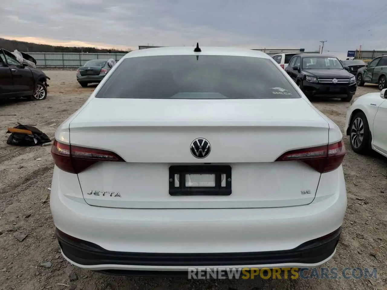 6 Photograph of a damaged car 3VWEM7BU3NM015256 VOLKSWAGEN JETTA 2022