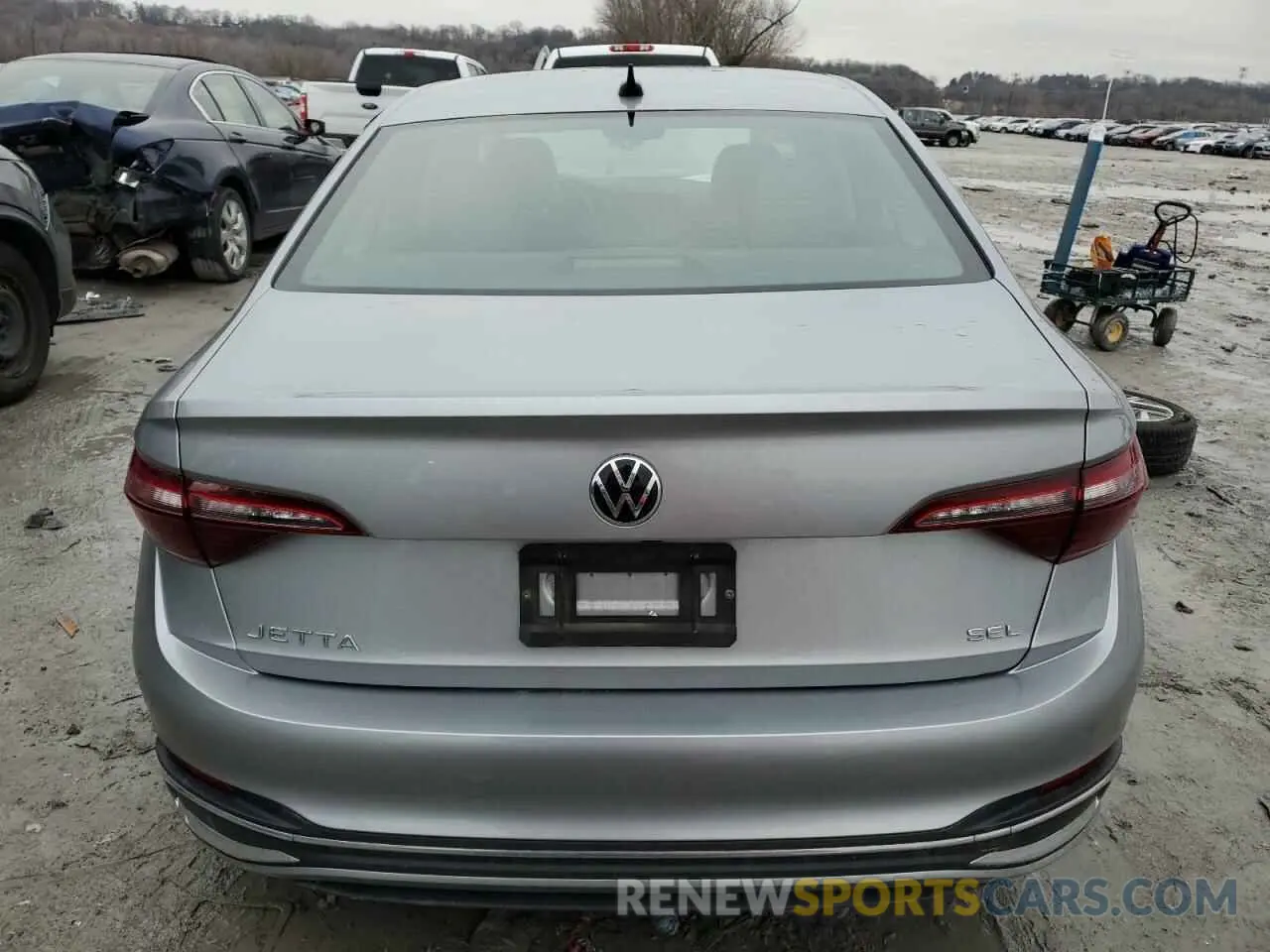 6 Photograph of a damaged car 3VWGM7BU5NM031743 VOLKSWAGEN JETTA 2022