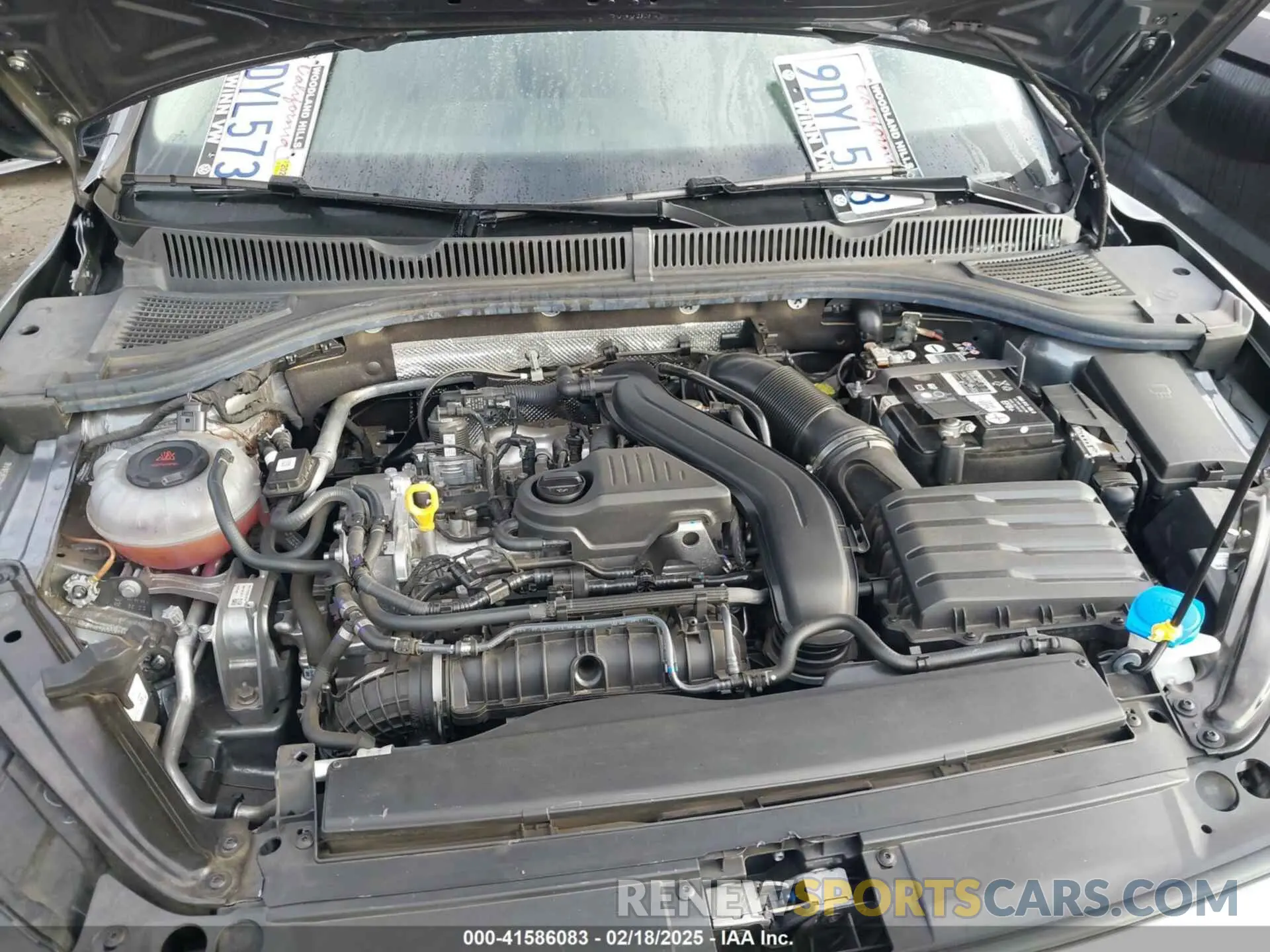 10 Photograph of a damaged car 3VW5M7BU0PM011572 VOLKSWAGEN JETTA 2023