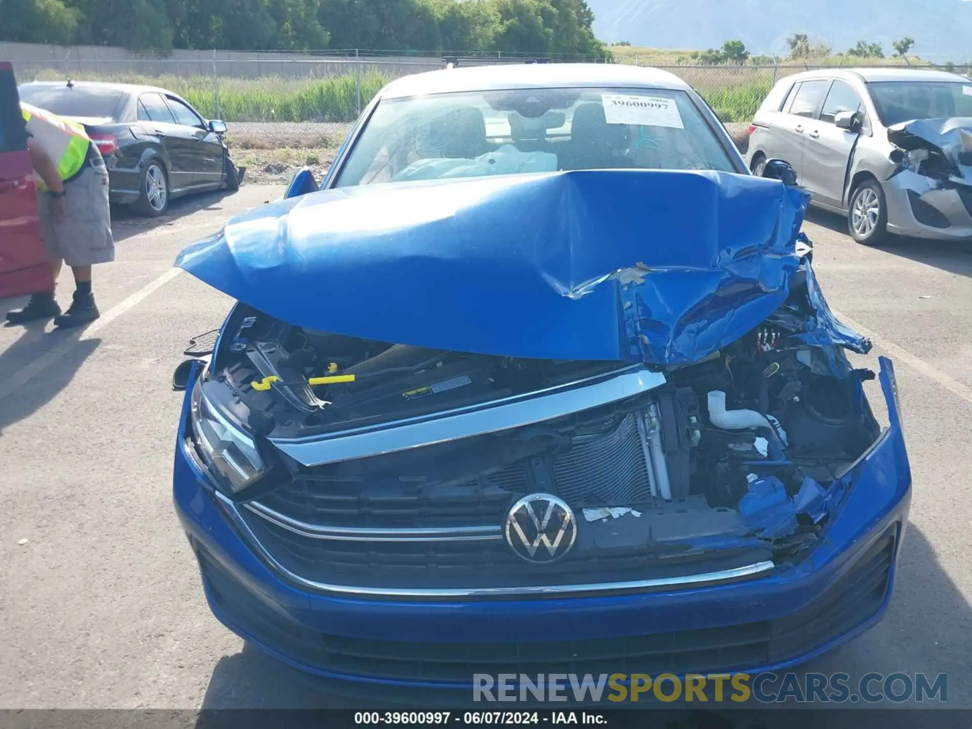 12 Photograph of a damaged car 3VW5M7BU4PM055185 VOLKSWAGEN JETTA 2023