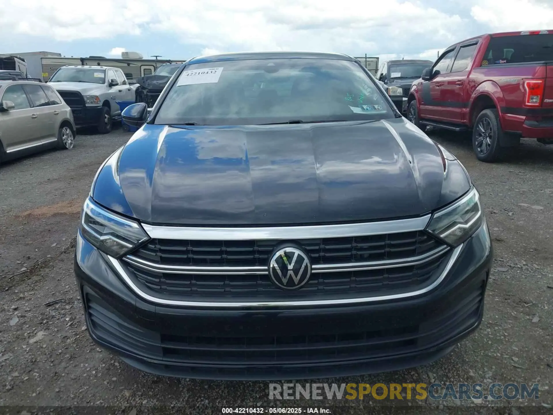 12 Photograph of a damaged car 3VW7M7BU0PM042961 VOLKSWAGEN JETTA 2023