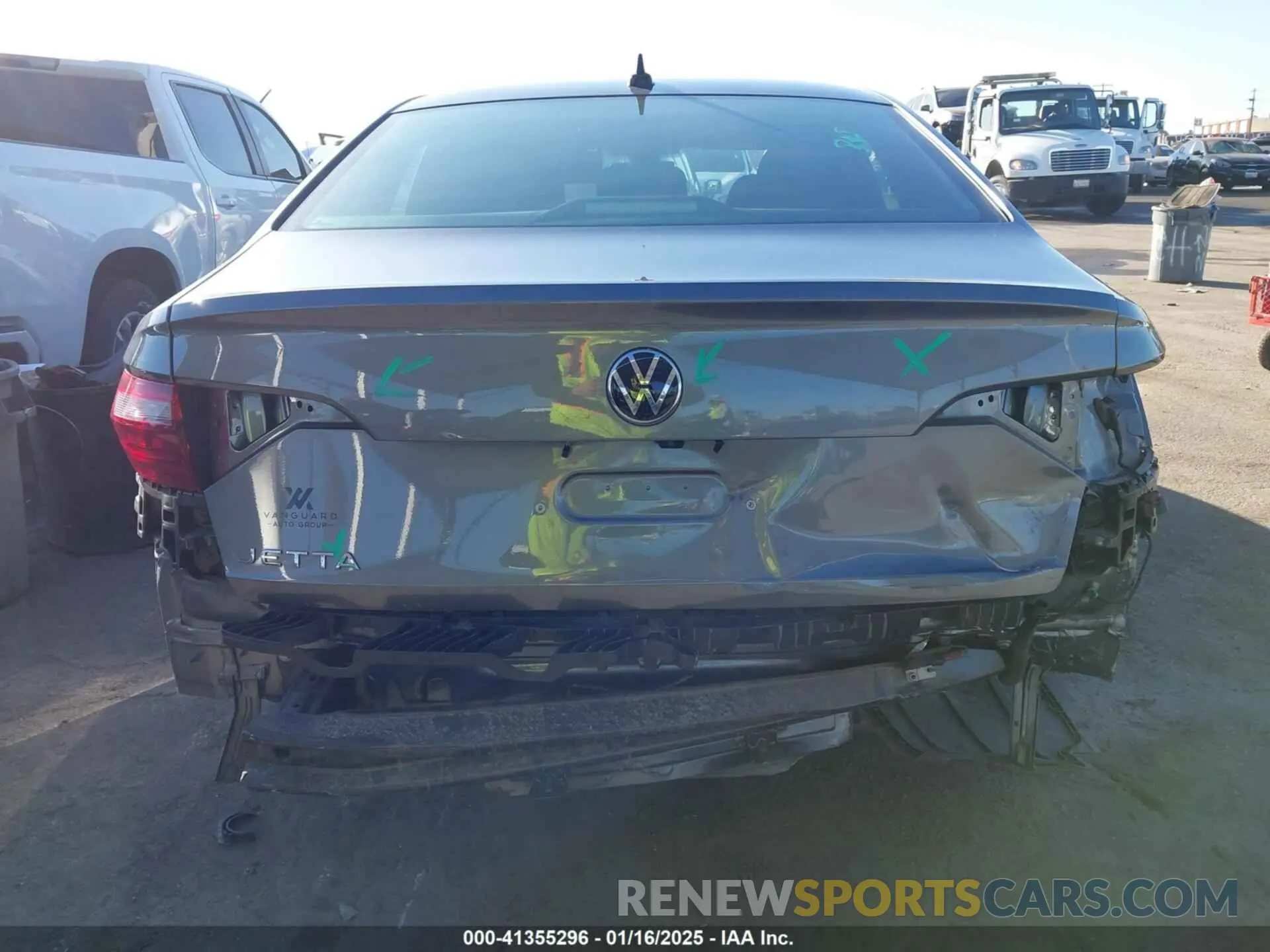 17 Photograph of a damaged car 3VWAM7BU3PM013069 VOLKSWAGEN JETTA 2023