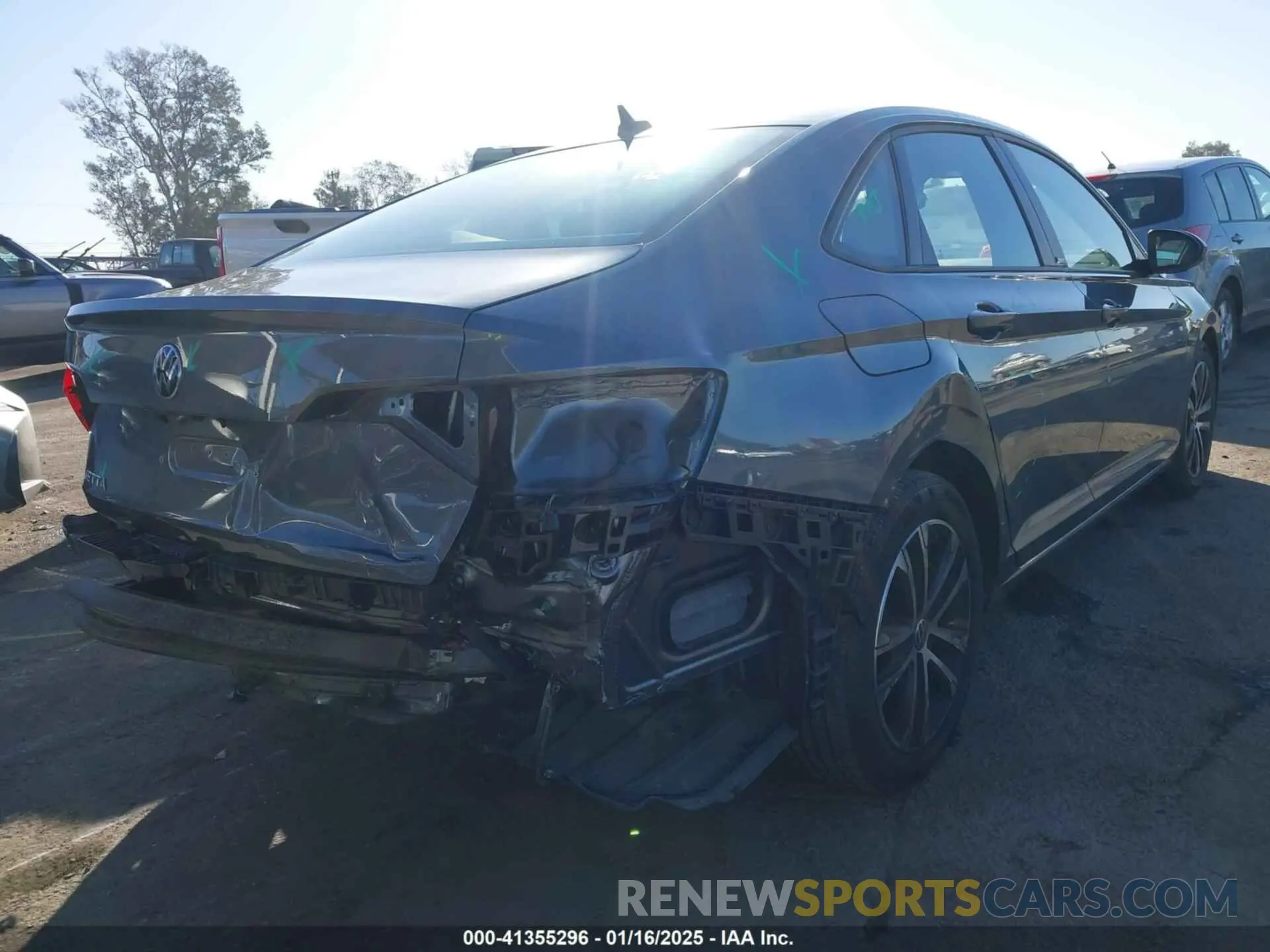 4 Photograph of a damaged car 3VWAM7BU3PM013069 VOLKSWAGEN JETTA 2023