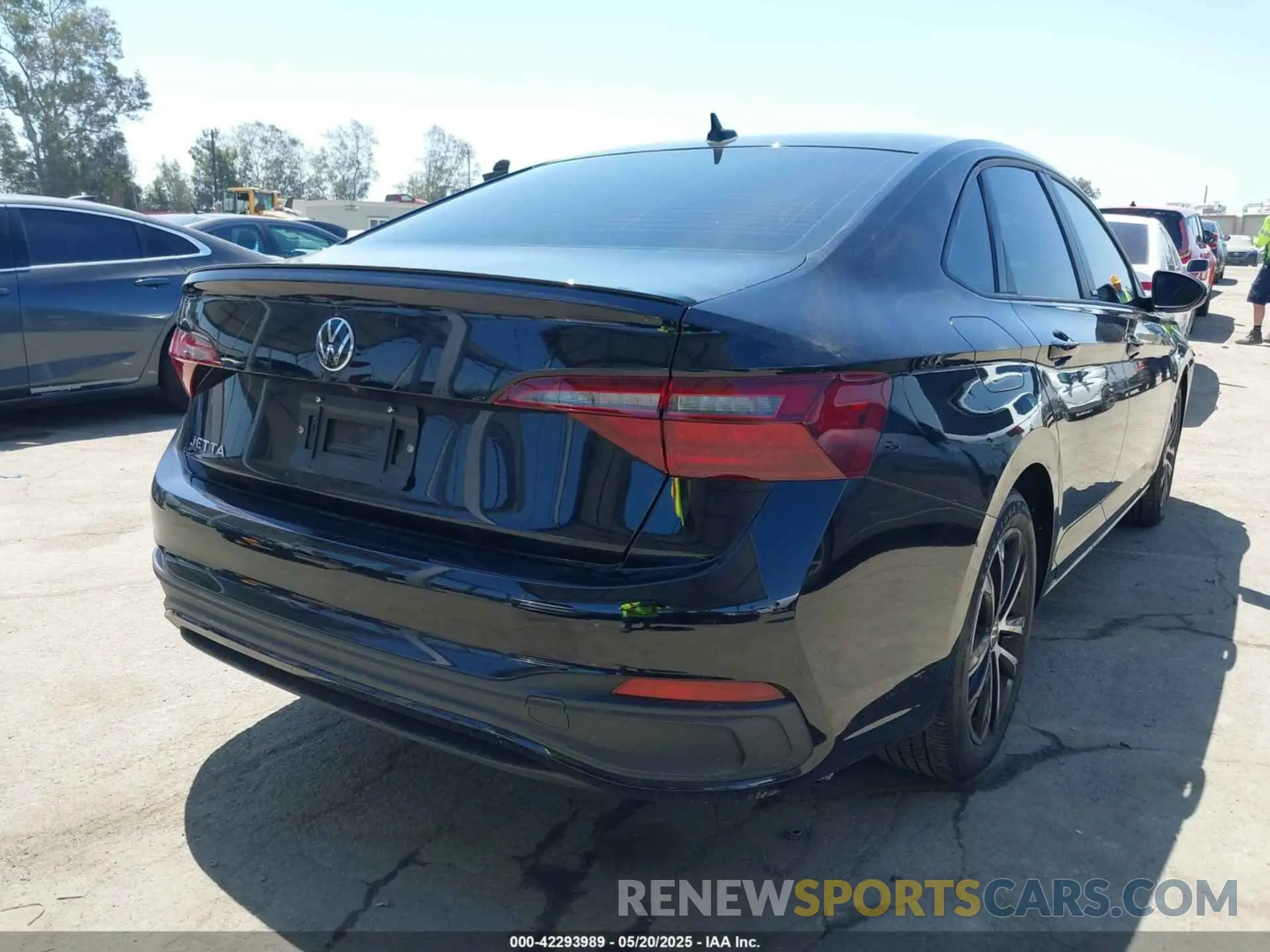 4 Фотография поврежденного автомобиля 3VWBM7BU1PM041957 VOLKSWAGEN JETTA 2023