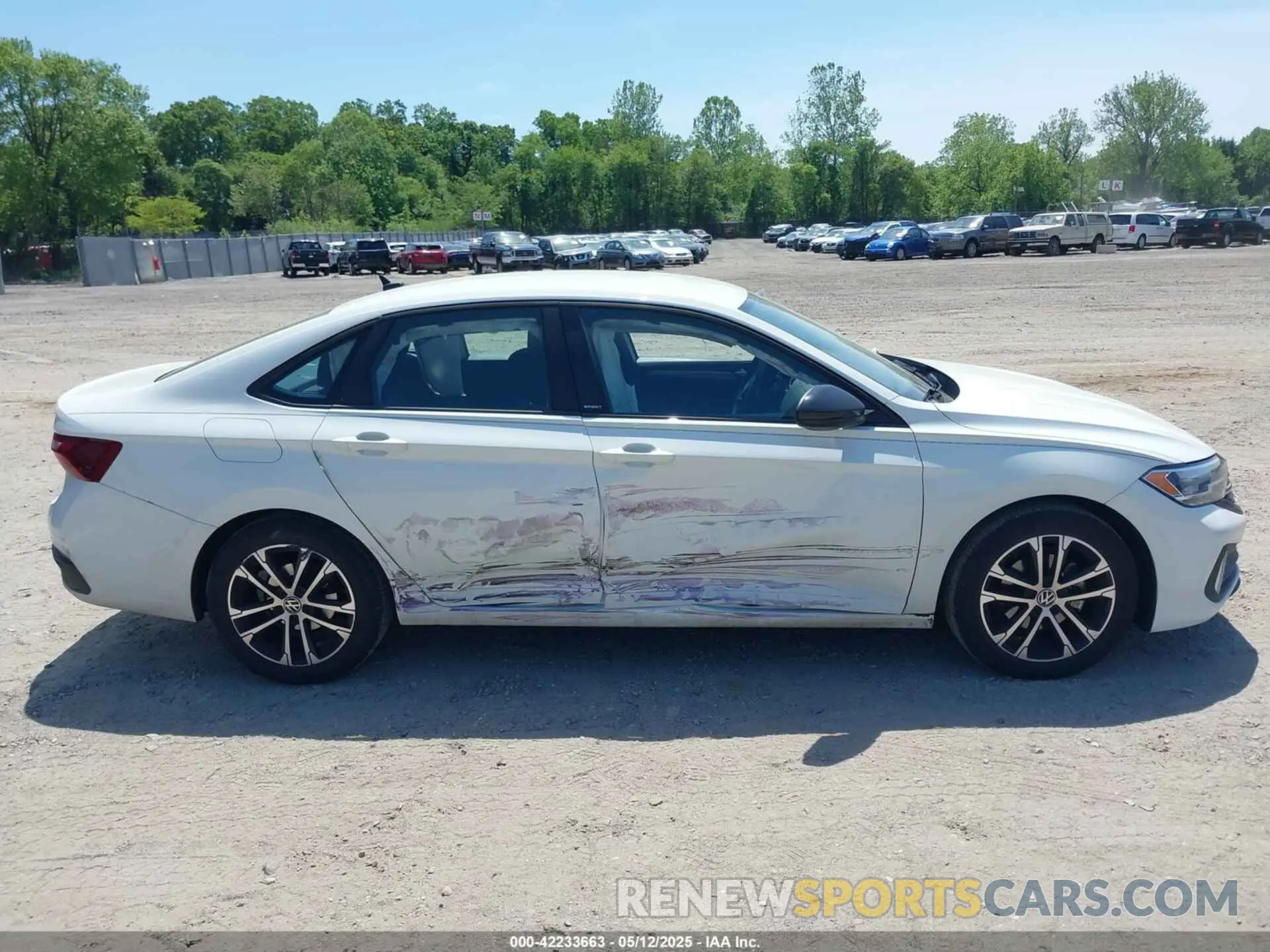 13 Photograph of a damaged car 3VWBM7BU7PM037623 VOLKSWAGEN JETTA 2023