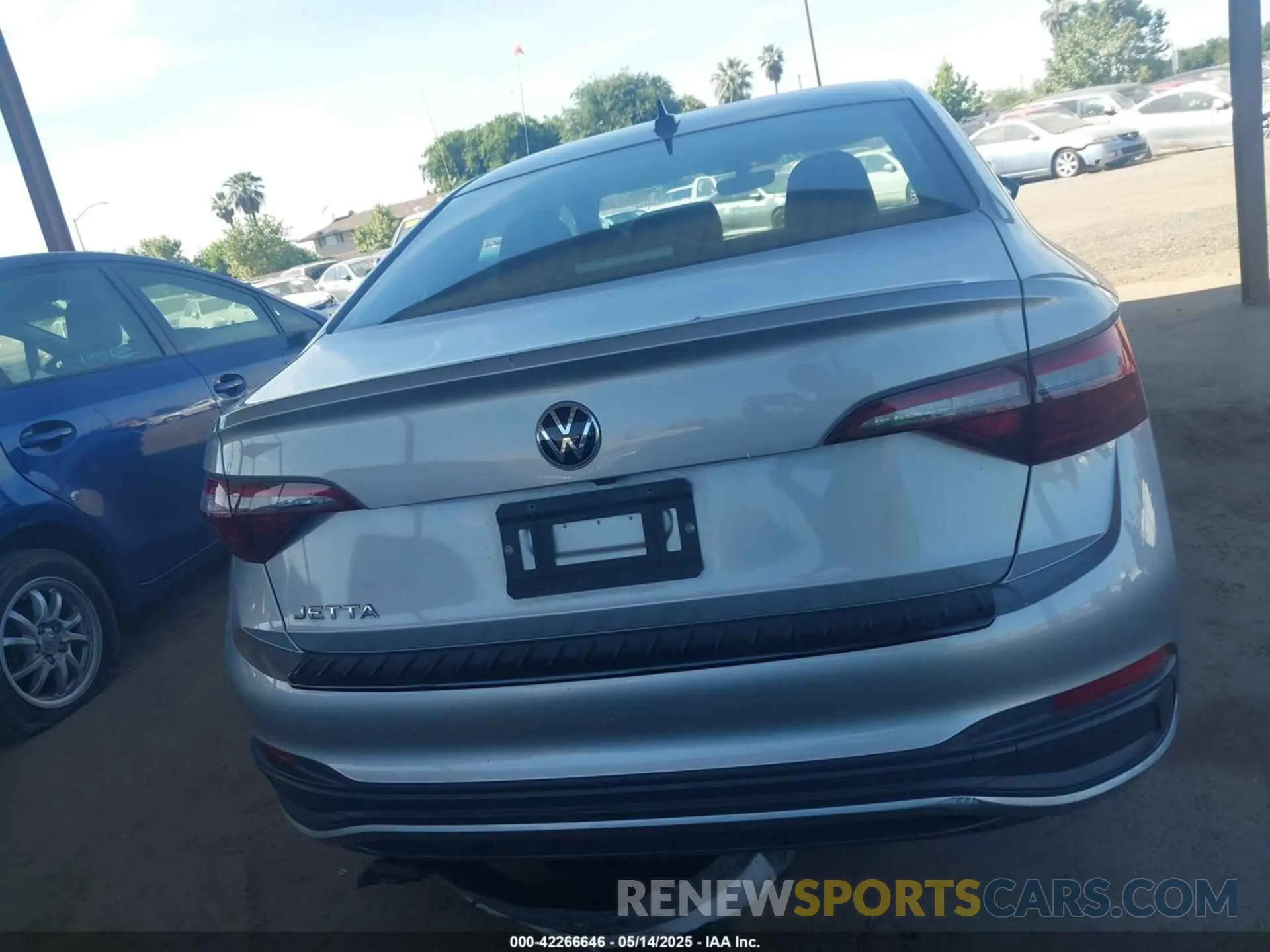 16 Photograph of a damaged car 3VWBM7BU9PM016451 VOLKSWAGEN JETTA 2023