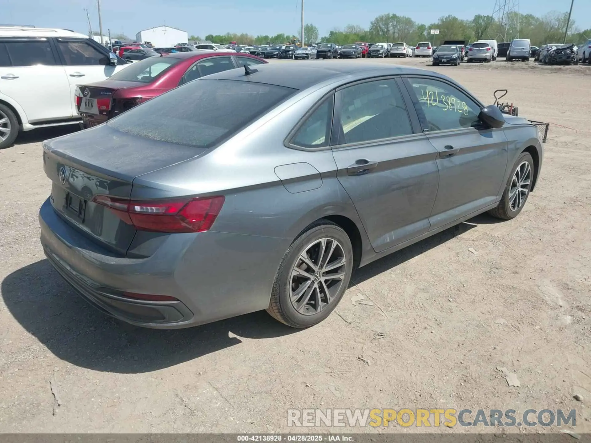4 Фотография поврежденного автомобиля 3VWBM7BUXPM058014 VOLKSWAGEN JETTA 2023
