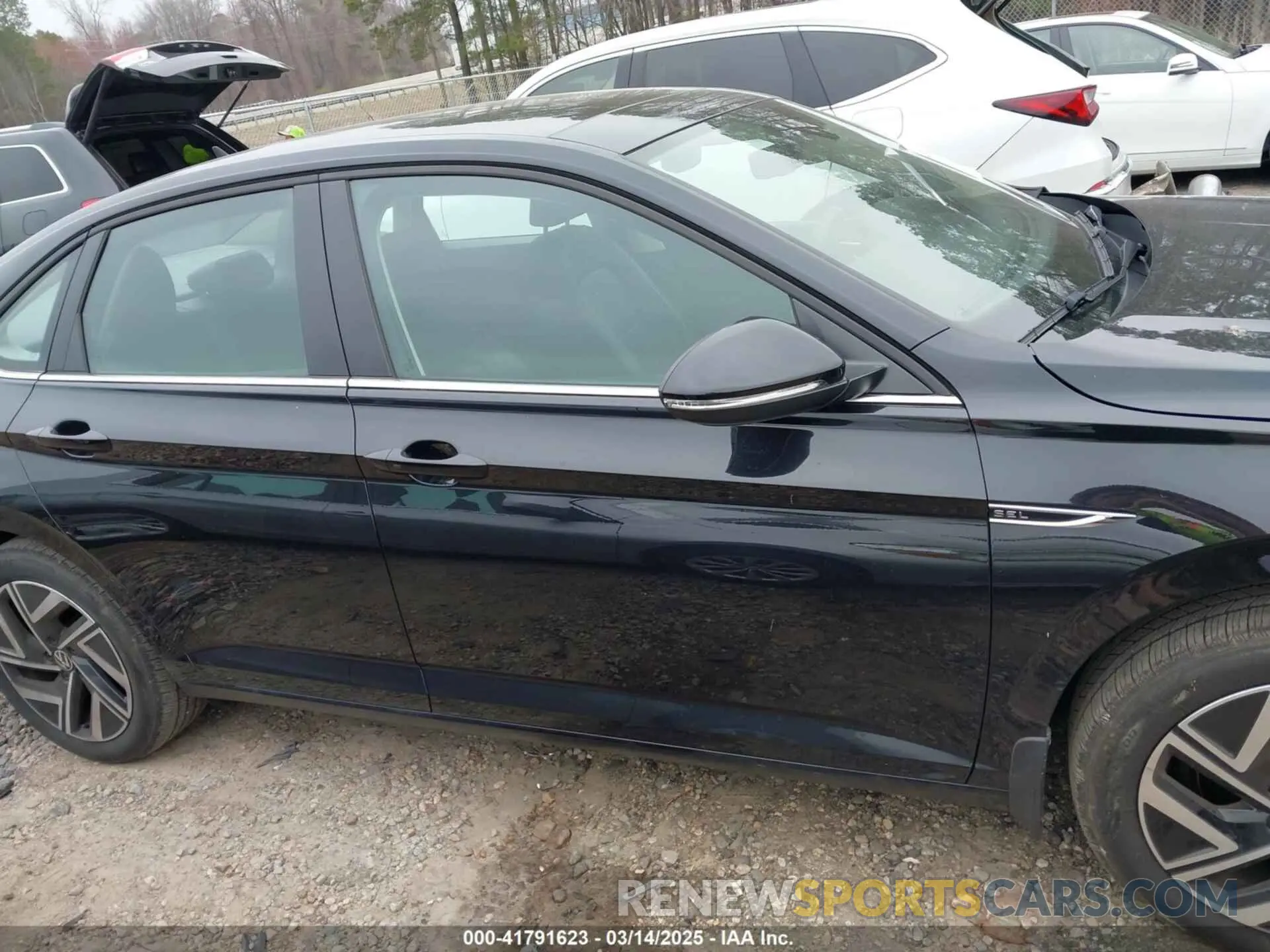 13 Photograph of a damaged car 3VWGM7BU0PM010768 VOLKSWAGEN JETTA 2023