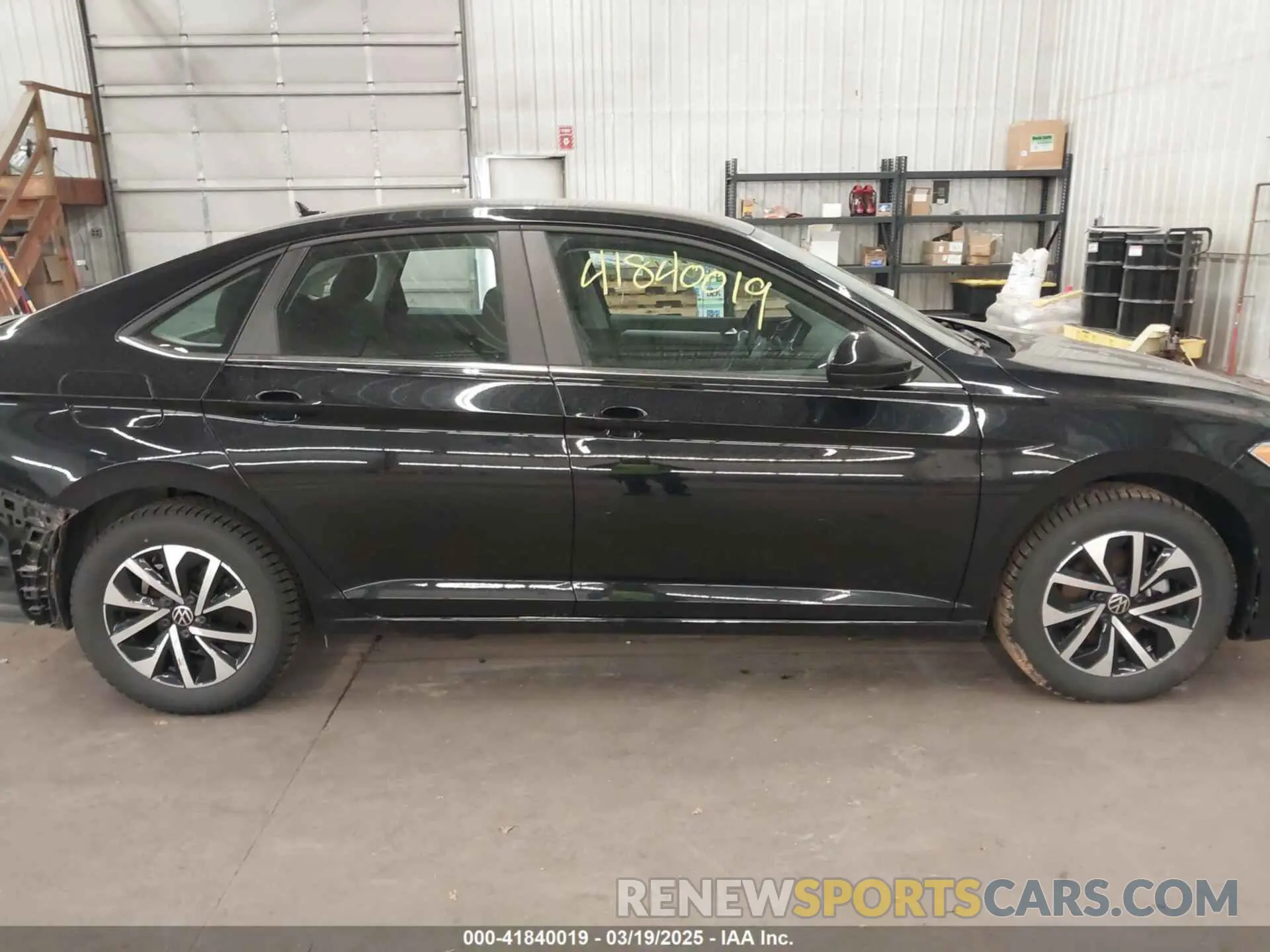 14 Photograph of a damaged car 3VW4M7BU9RM063829 VOLKSWAGEN JETTA 2024